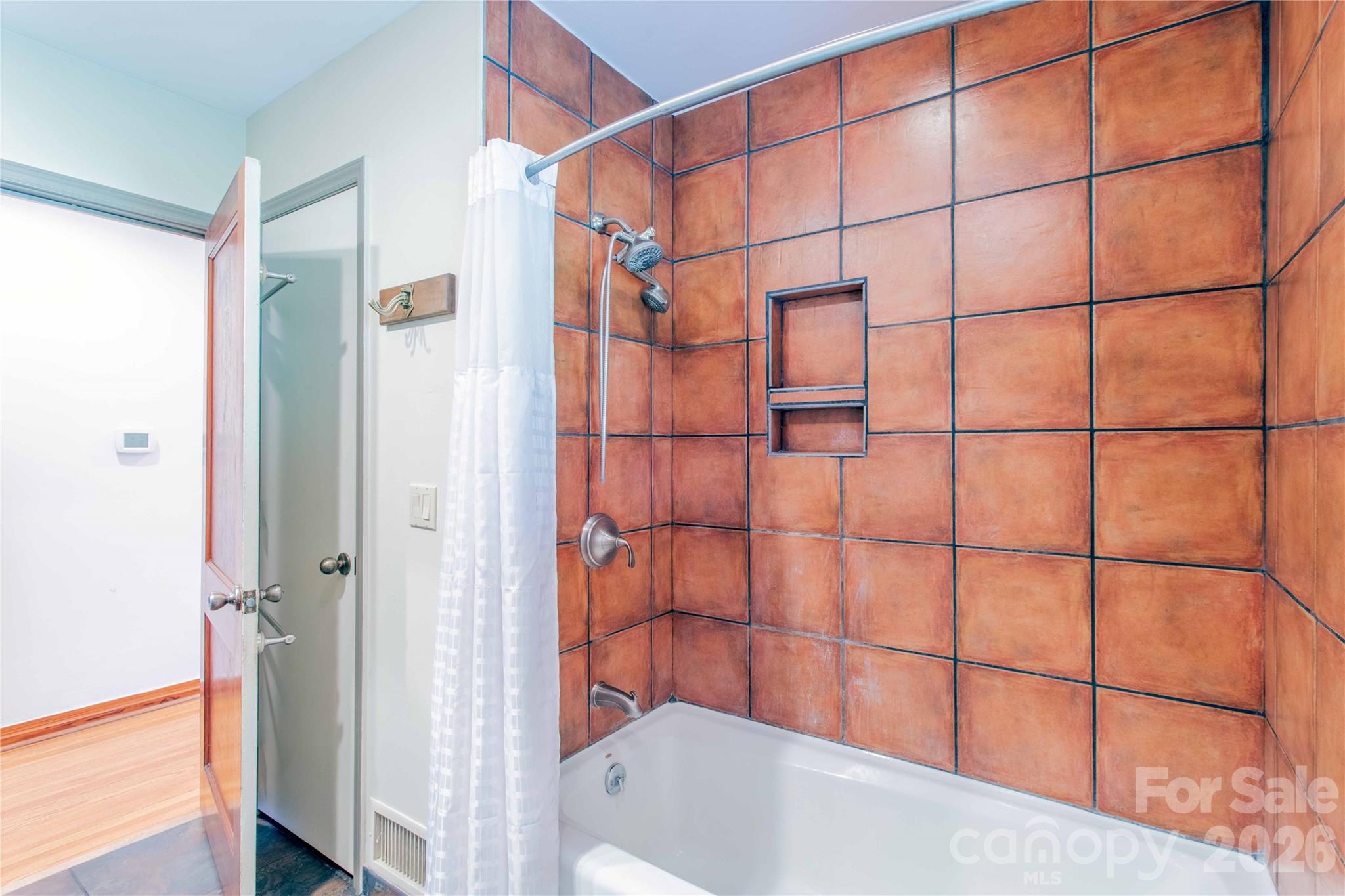 432 Turkey Creek Road — Leicester