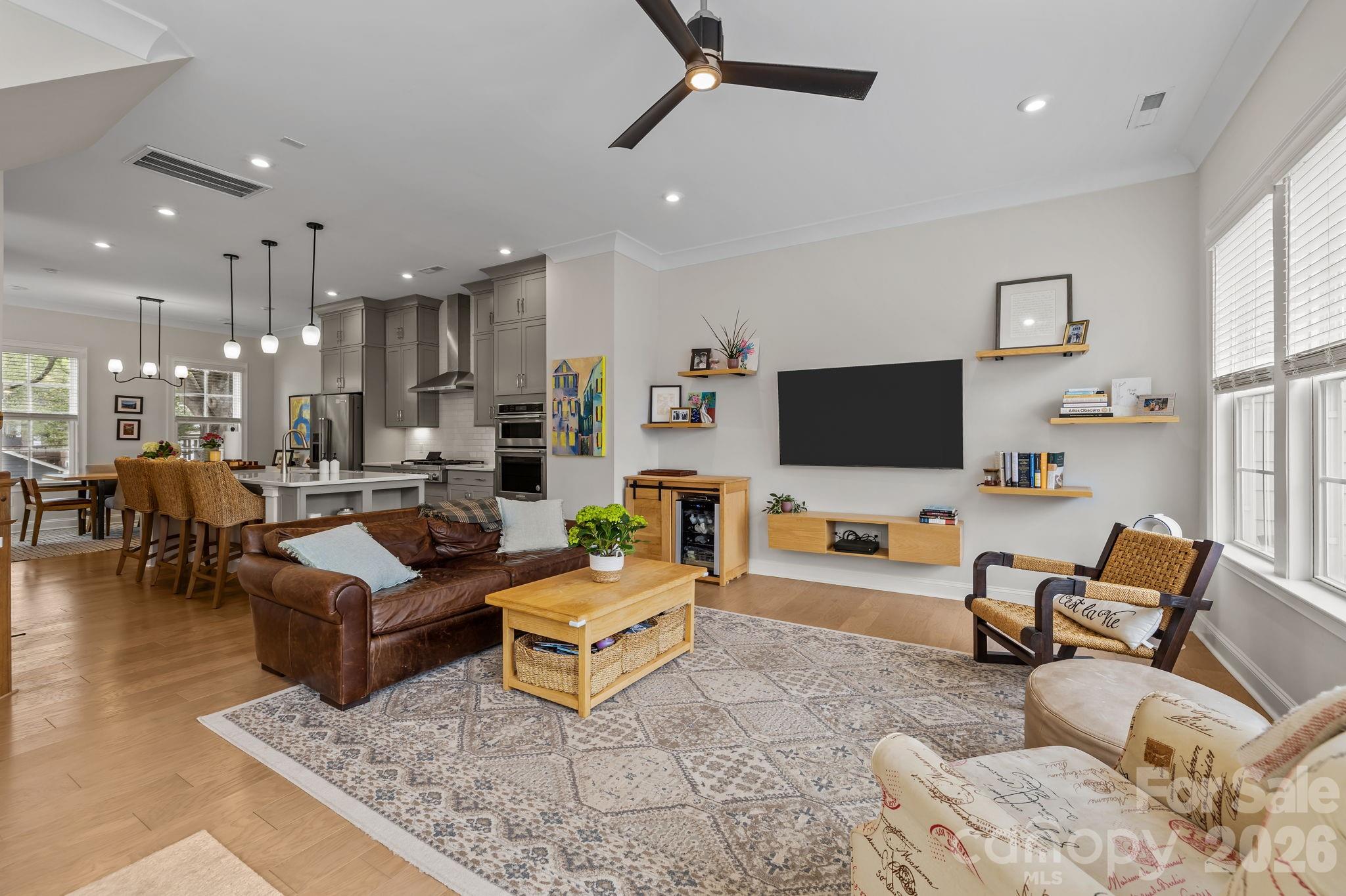 316 N Dotger Avenue — Charlotte