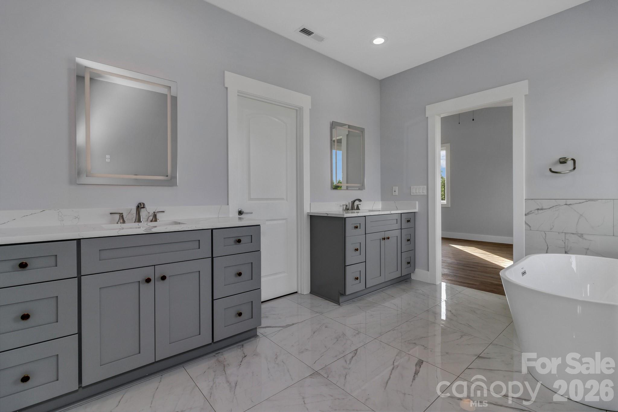 79 Scott Meadows Drive — Asheville