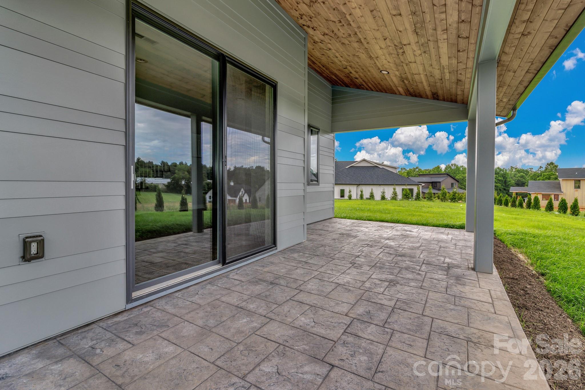 79 Scott Meadows Drive — Asheville