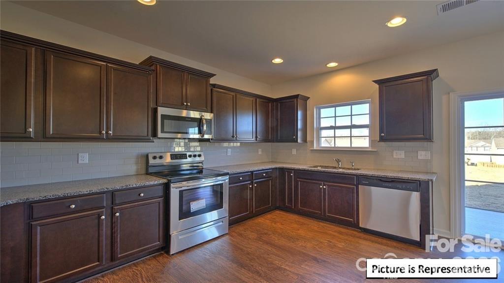 3133 Platinum Pointe Drive — Charlotte