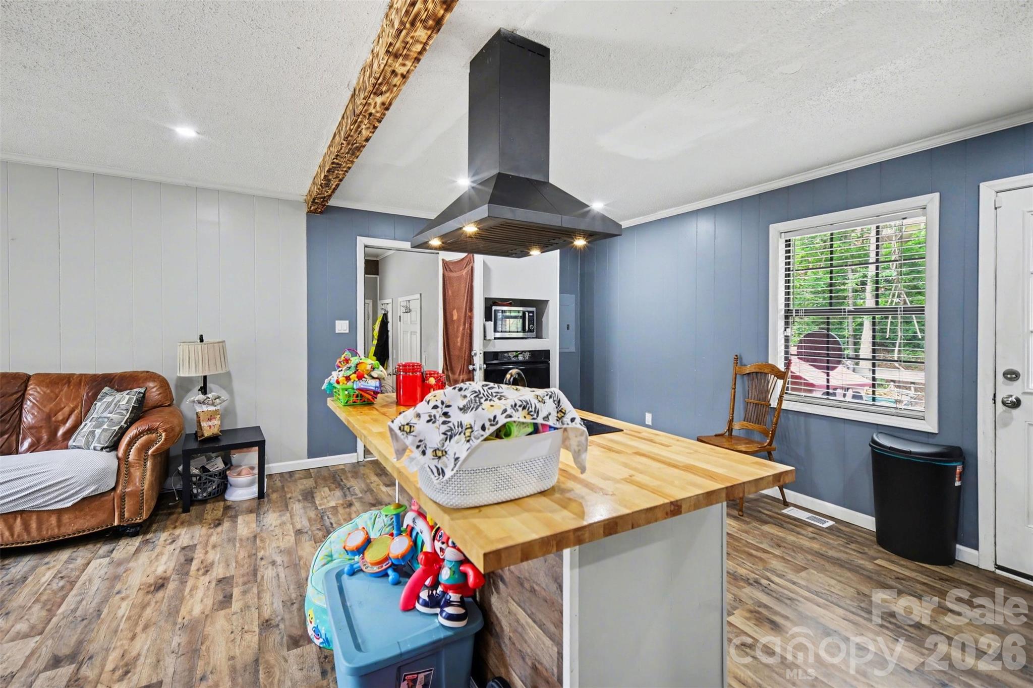 1797 Drywood Circle — Lancaster