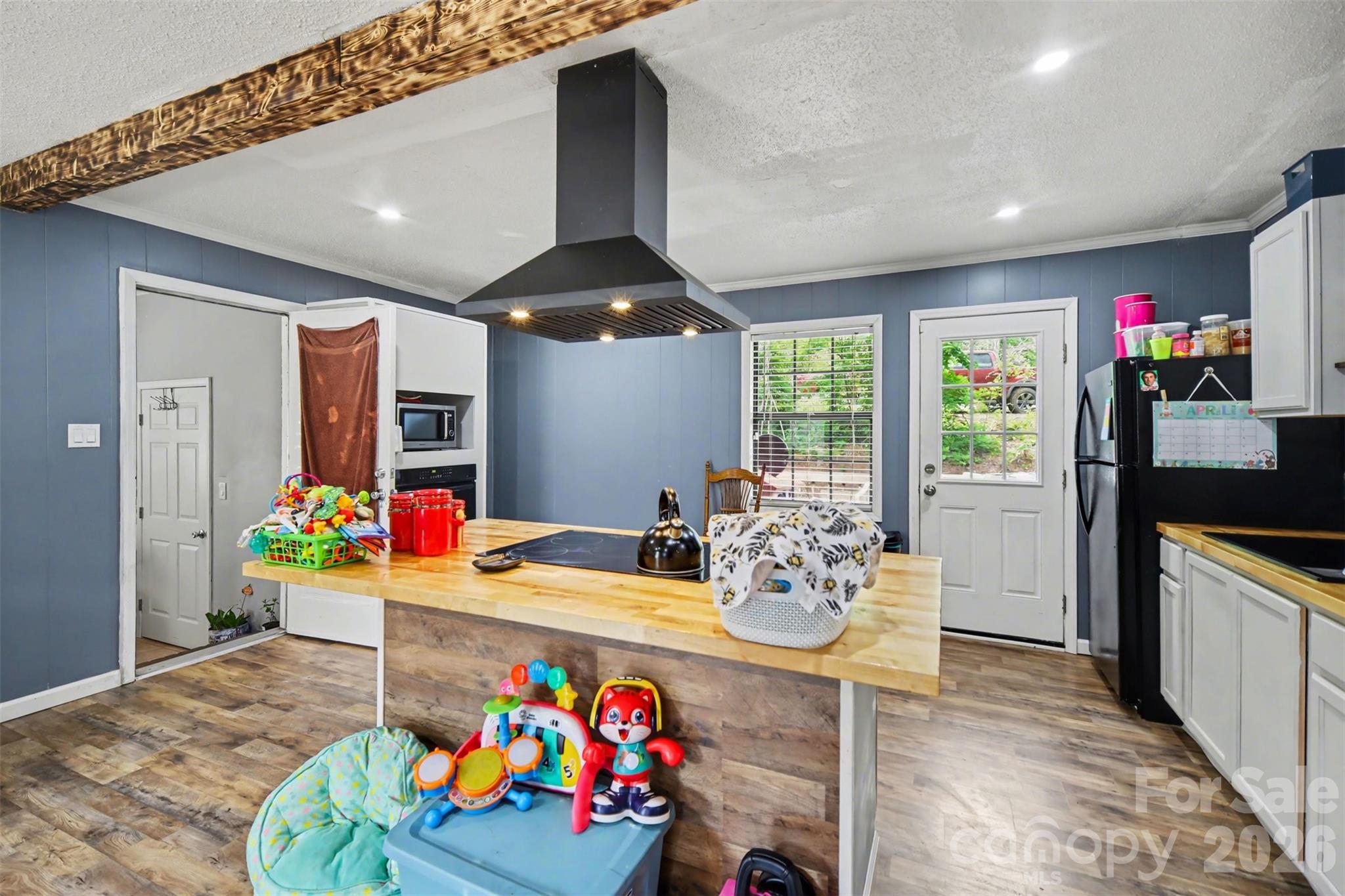 1797 Drywood Circle — Lancaster