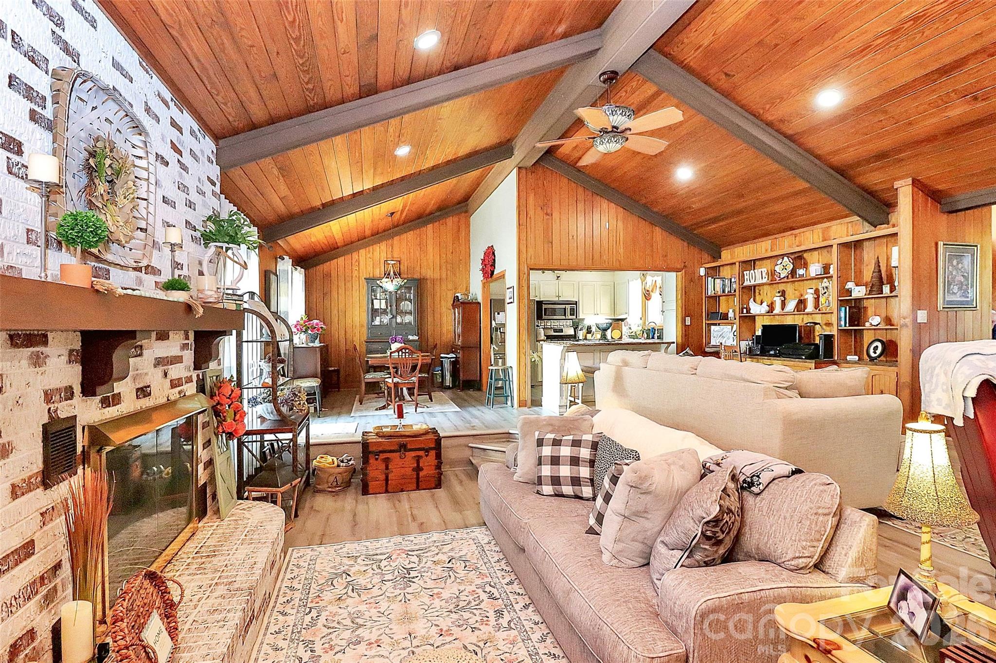 160 Quail Hollow Drive — Kings Mountain