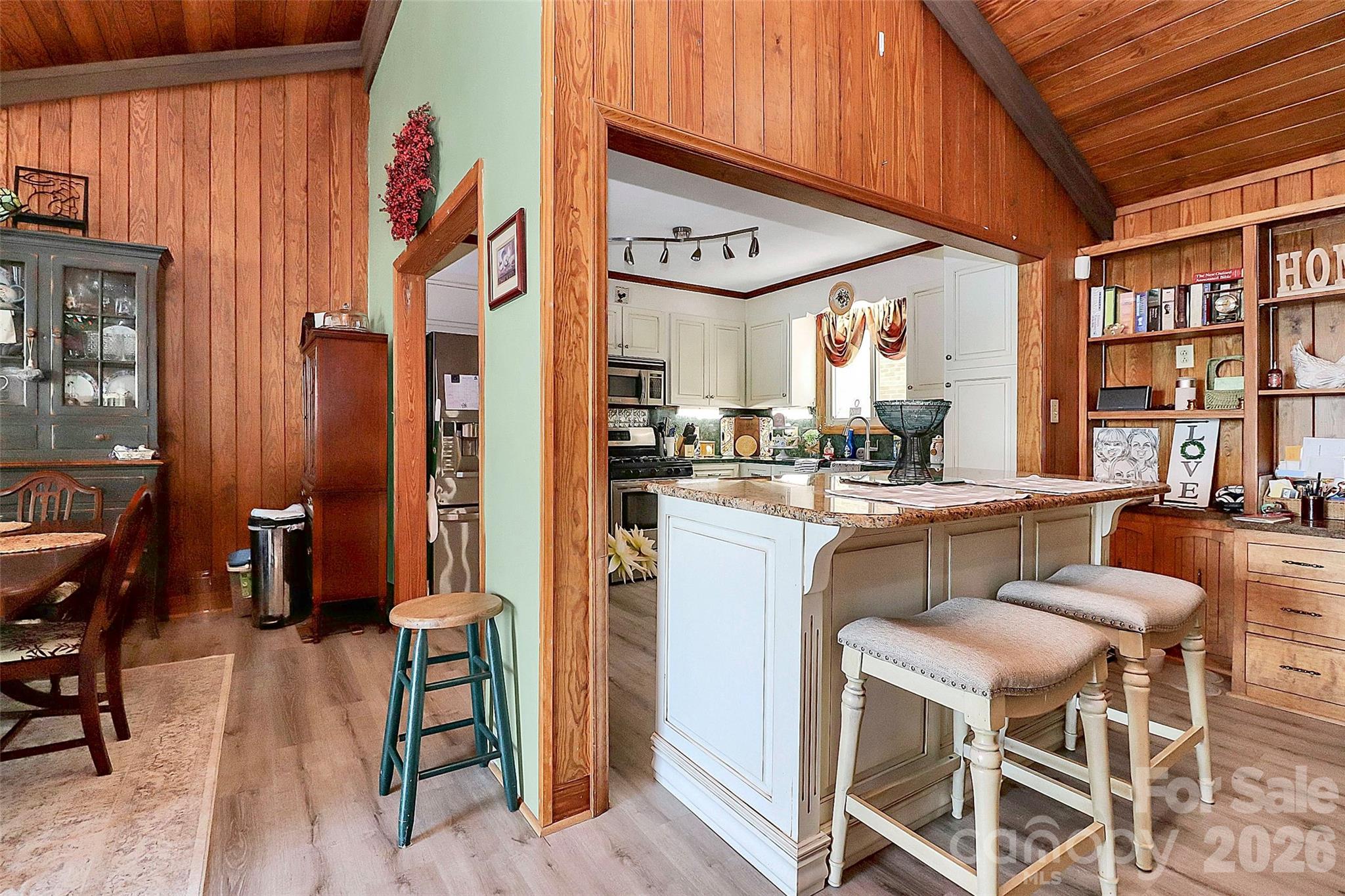 160 Quail Hollow Drive — Kings Mountain