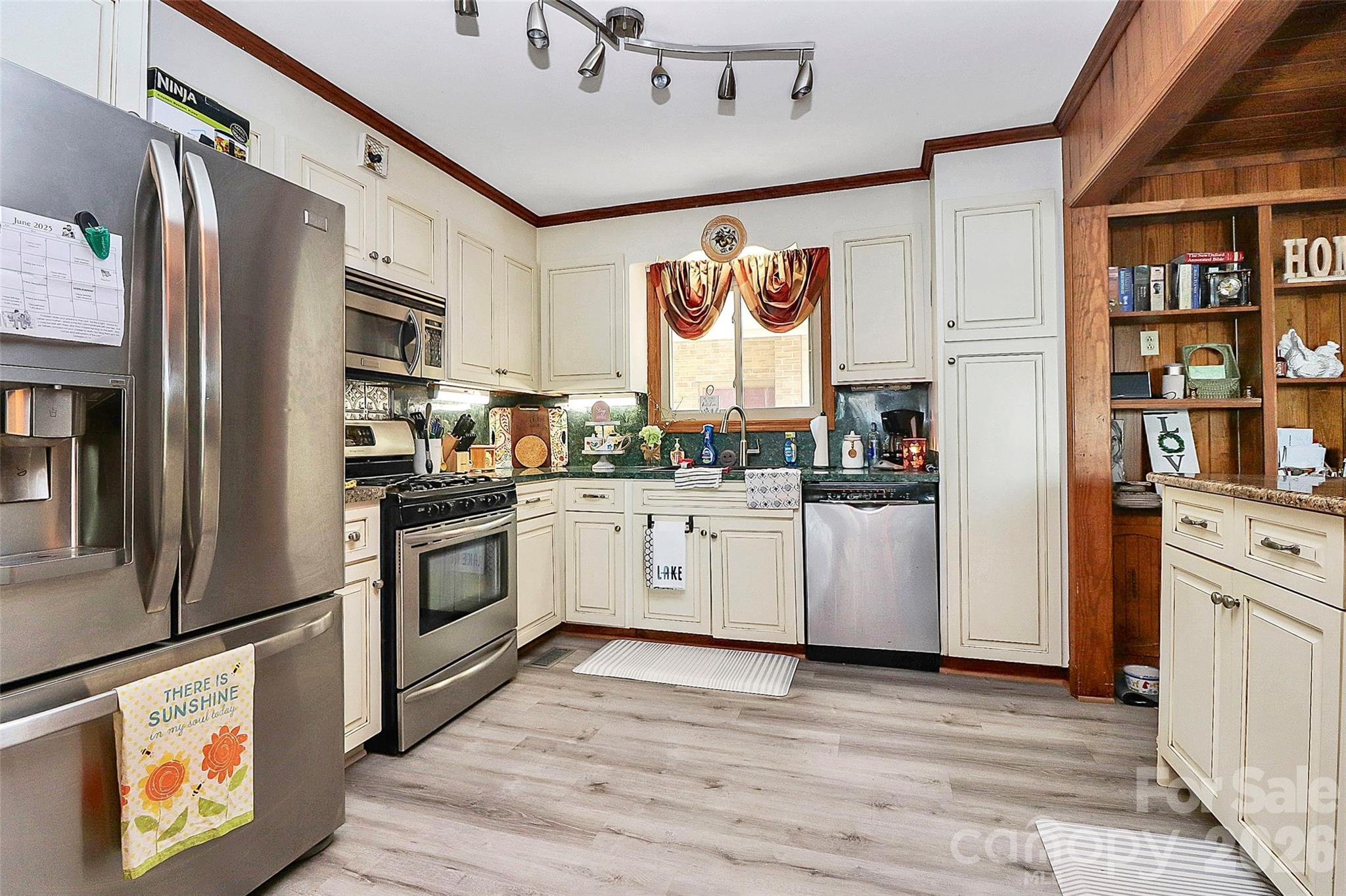 160 Quail Hollow Drive — Kings Mountain