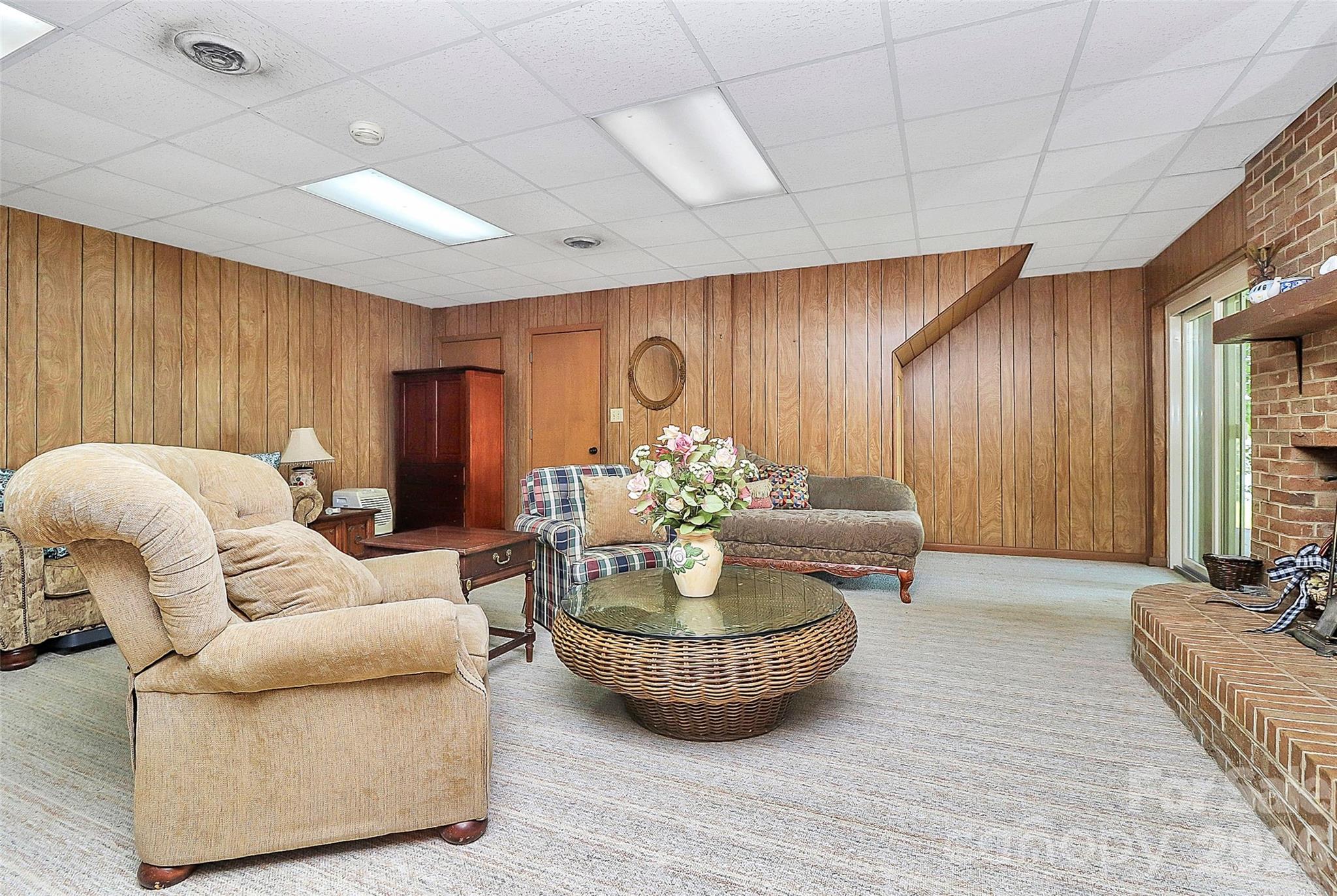 160 Quail Hollow Drive — Kings Mountain