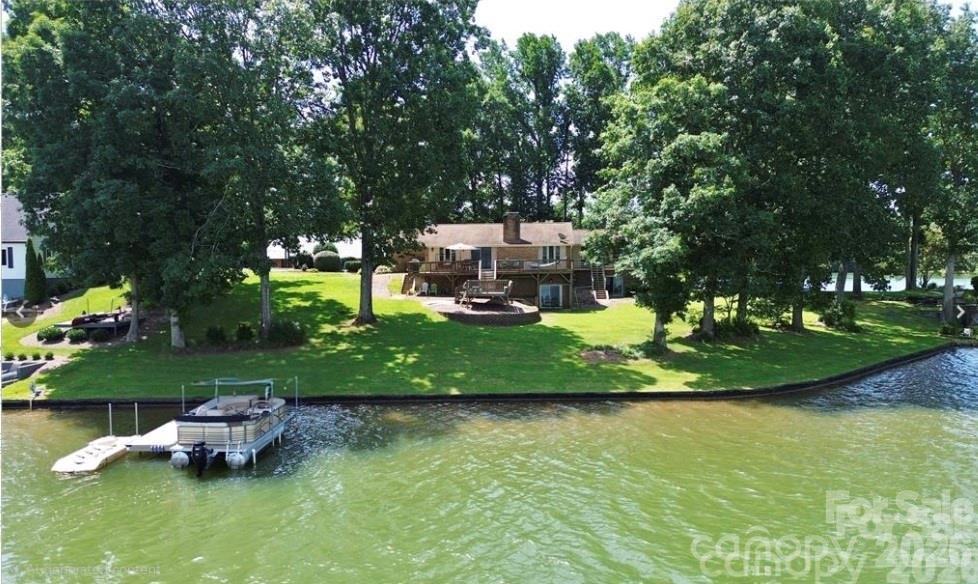 160 Quail Hollow Drive — Kings Mountain