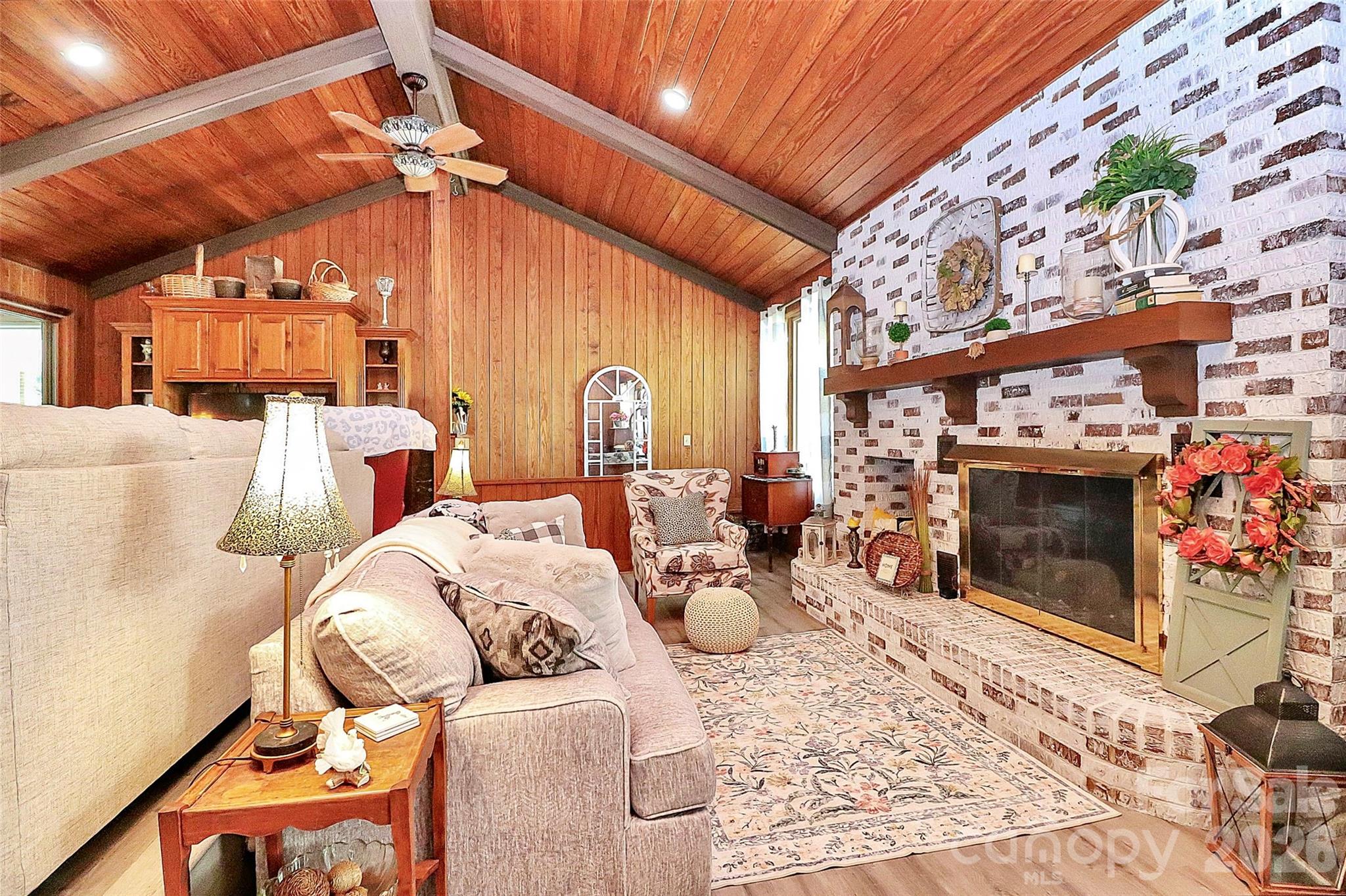 160 Quail Hollow Drive — Kings Mountain
