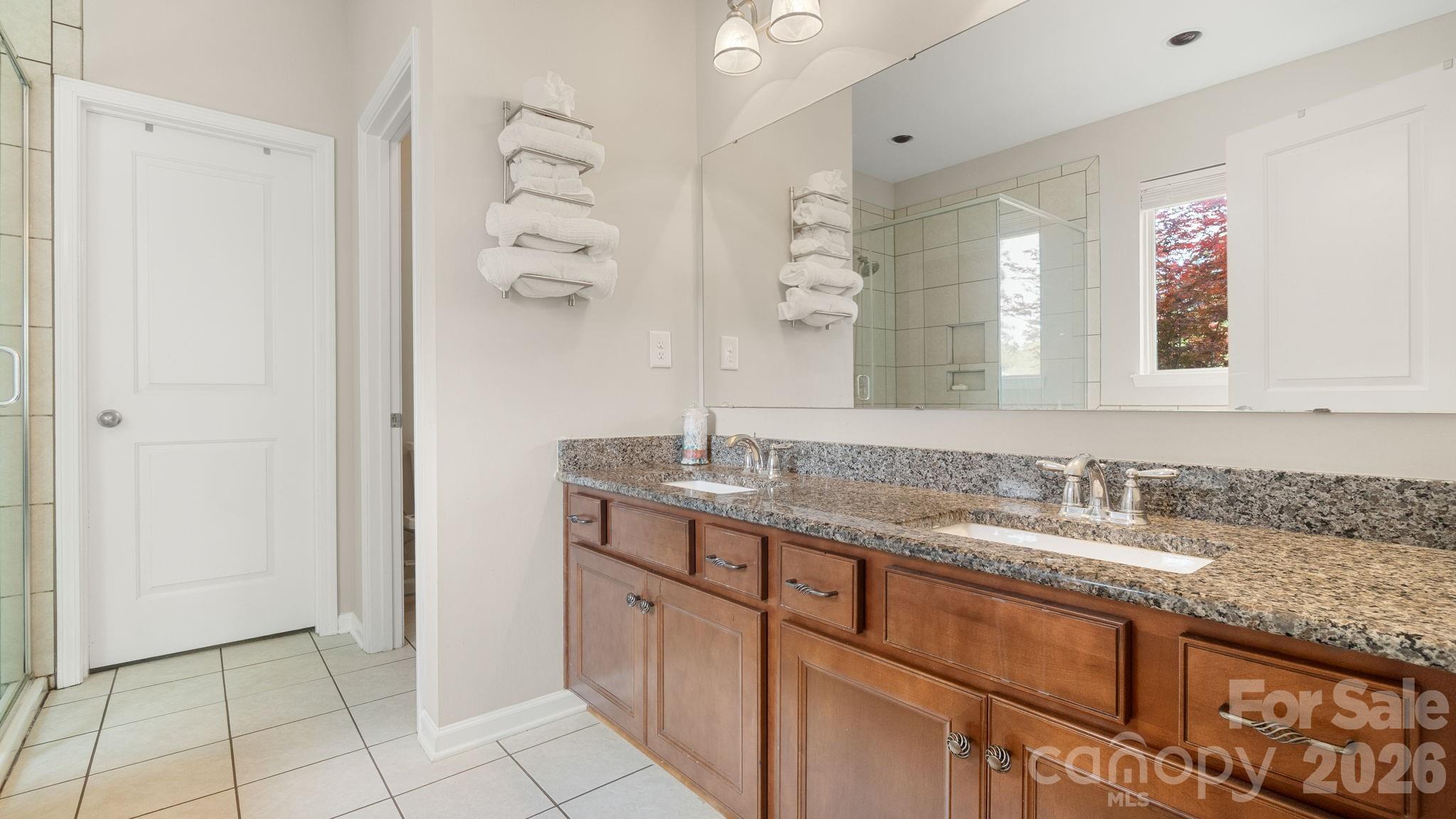 4708 Summerside Drive — Clover