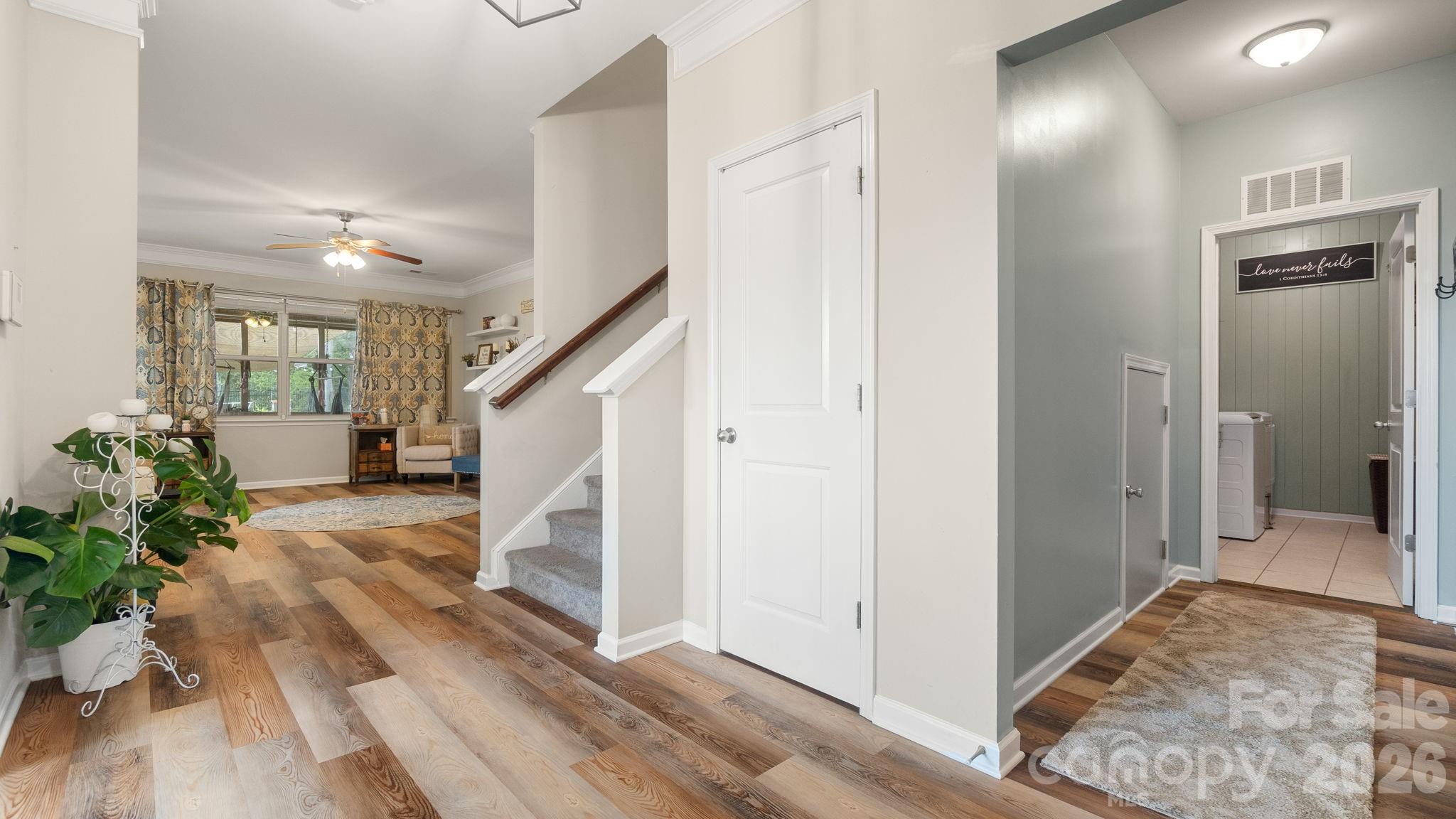 4708 Summerside Drive — Clover