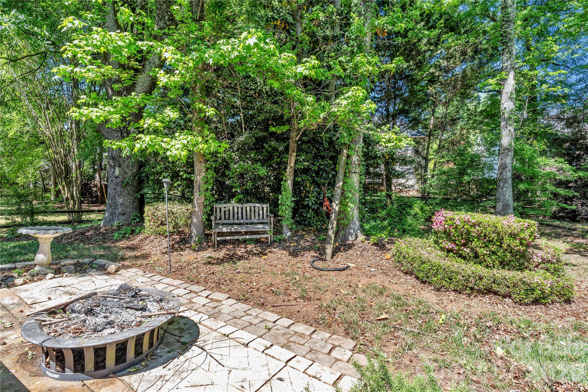 9423 Willow Tree Lane — Charlotte