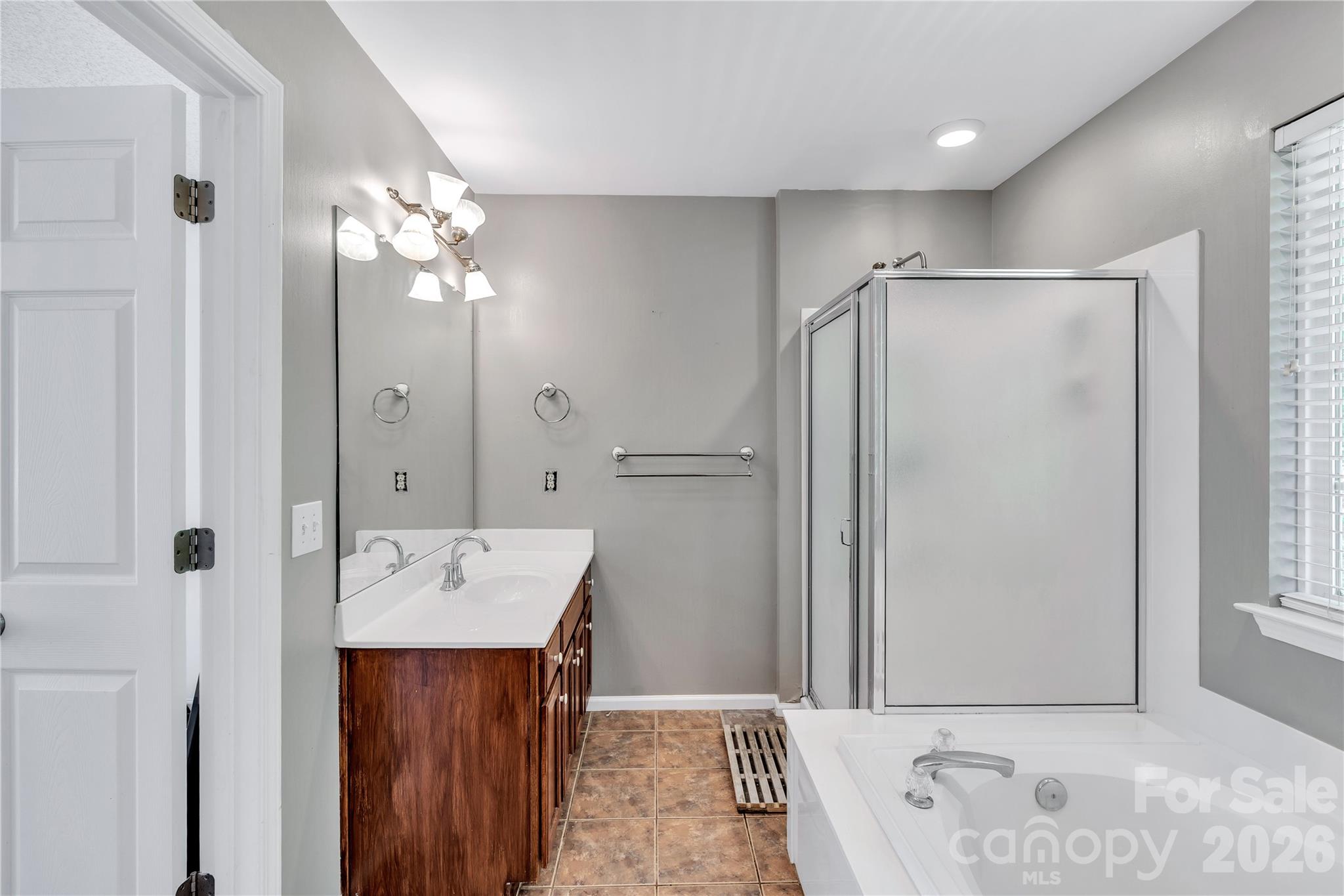 9423 Willow Tree Lane — Charlotte