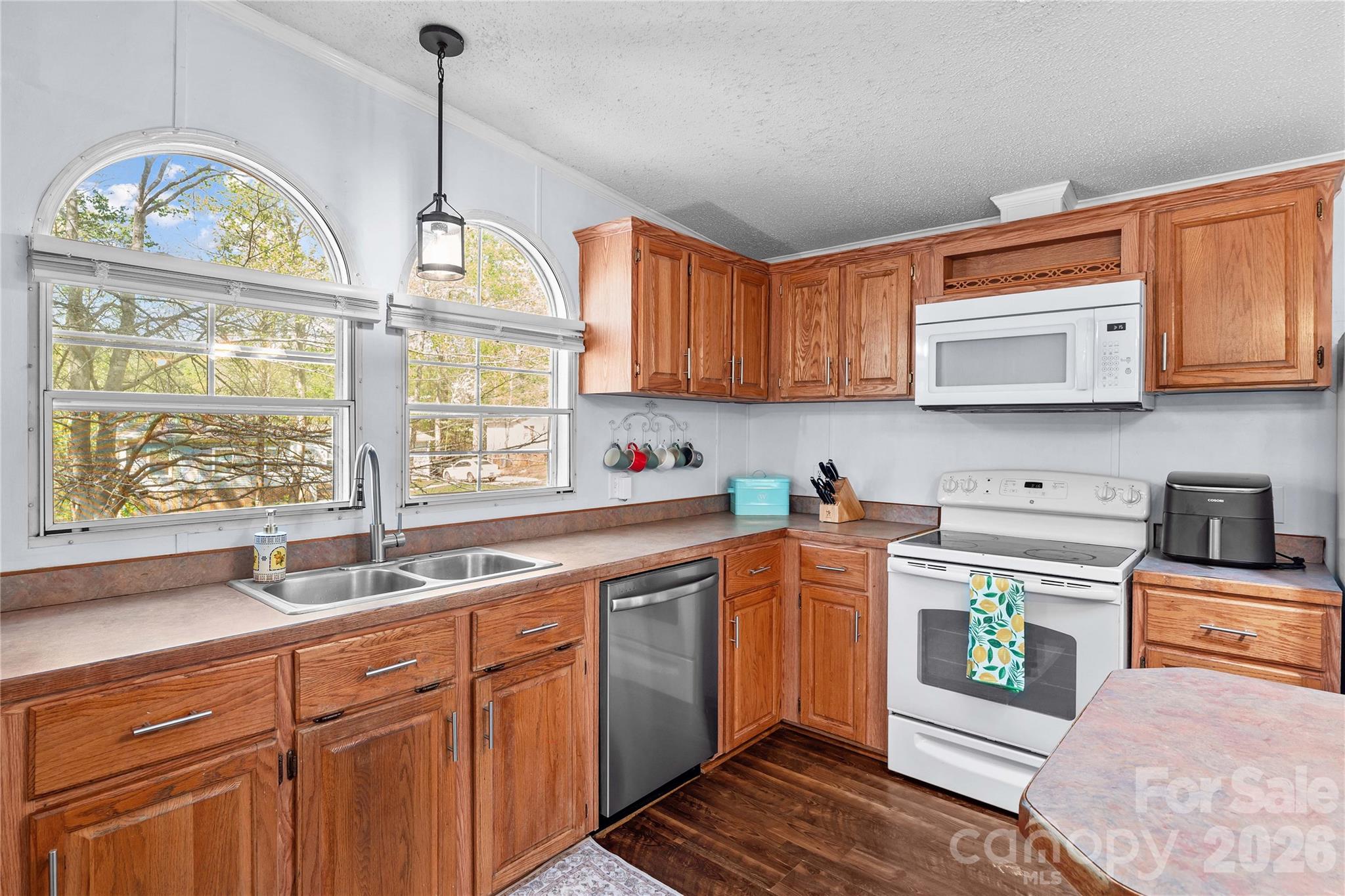 103 Keyside Lane — Mooresville