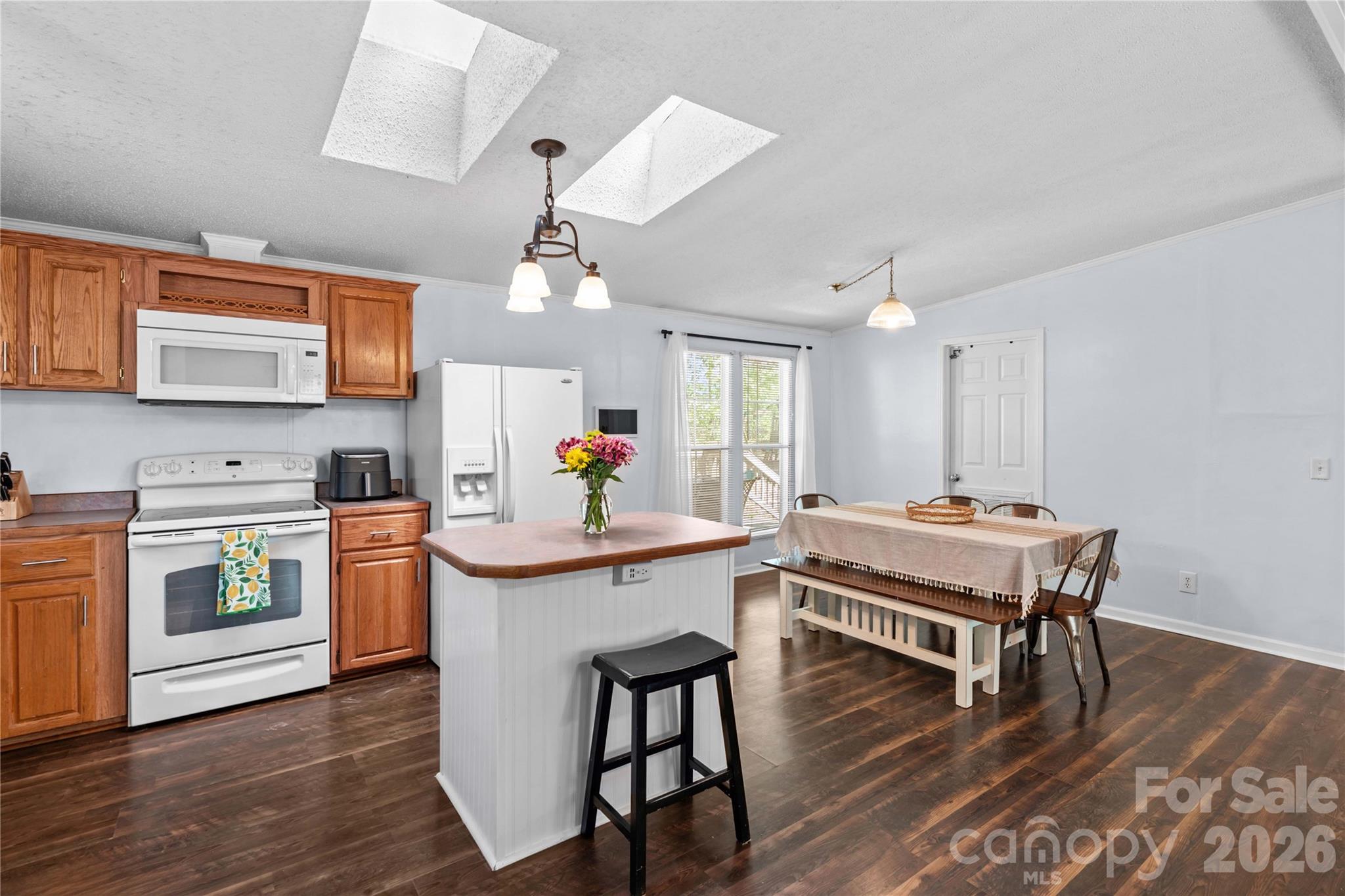 103 Keyside Lane — Mooresville