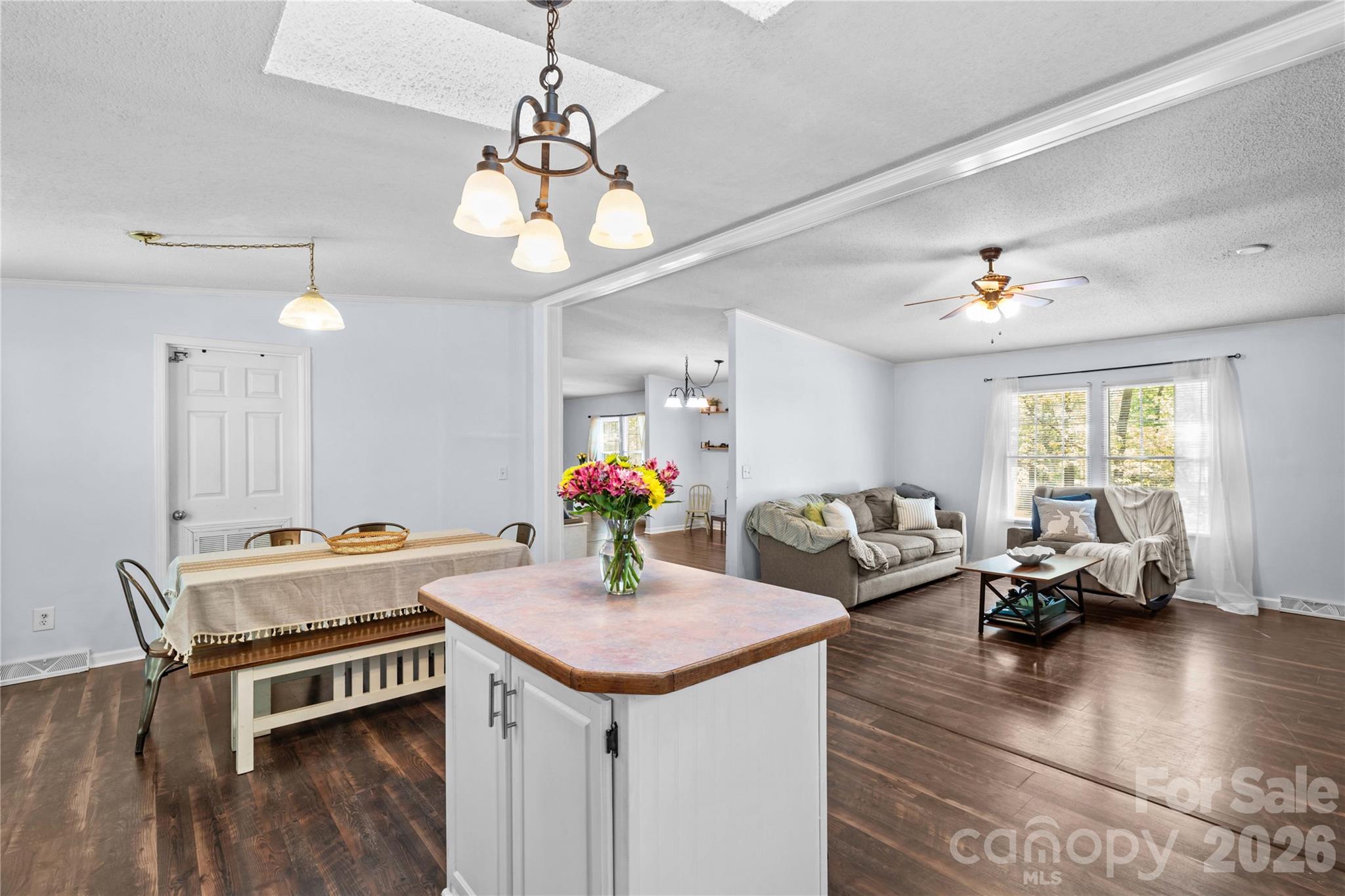 103 Keyside Lane — Mooresville