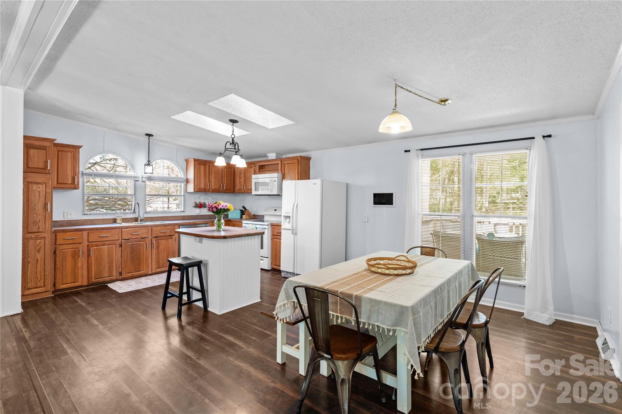 103 Keyside Lane — Mooresville