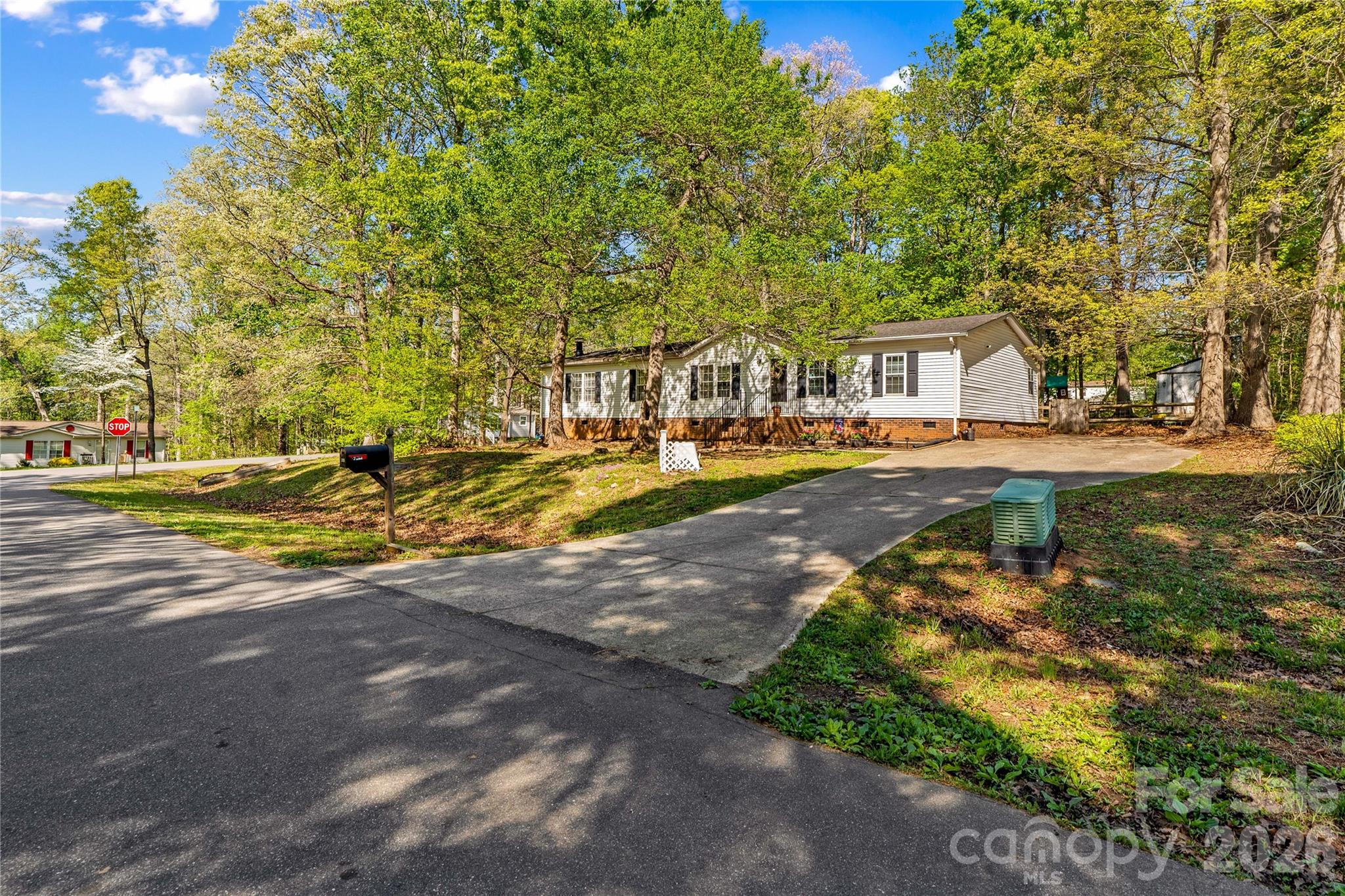 103 Keyside Lane — Mooresville
