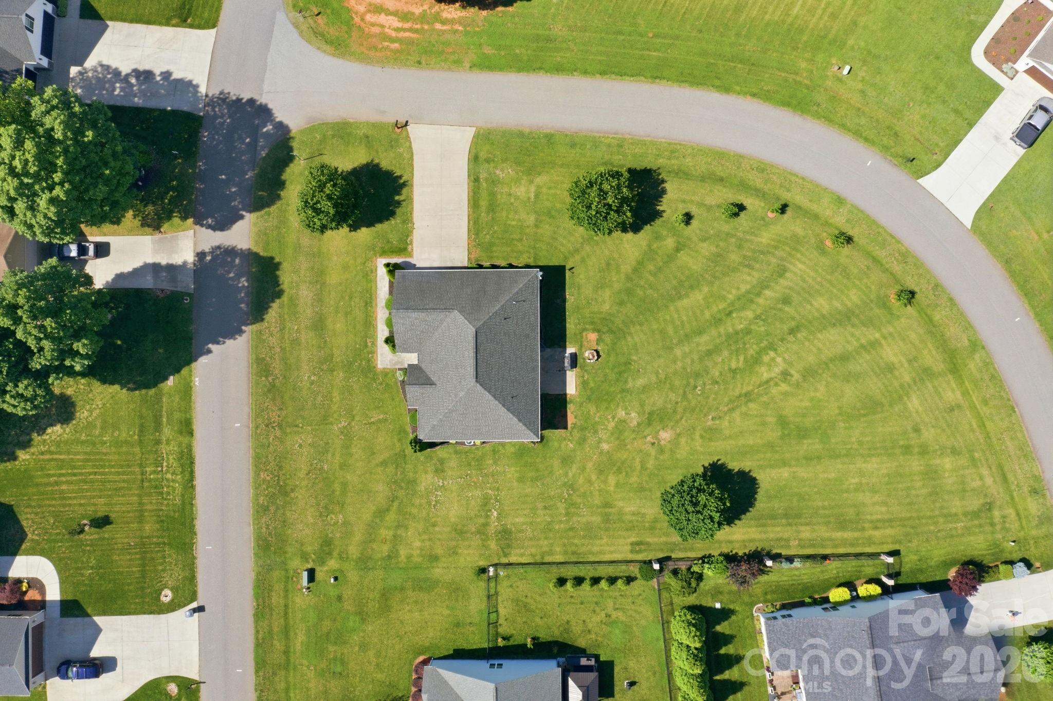 104 Castle Pines Lane — Statesville