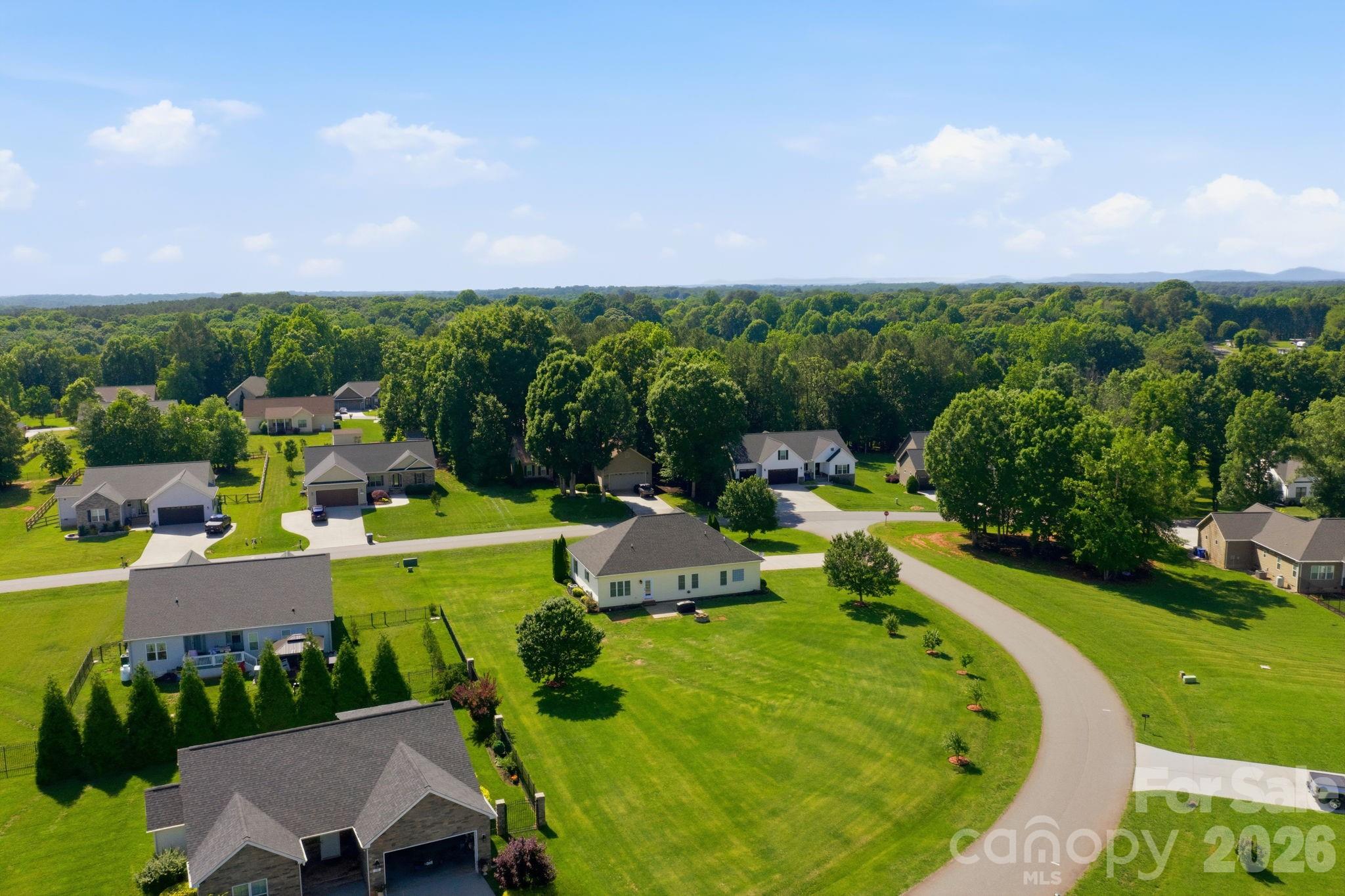 104 Castle Pines Lane — Statesville