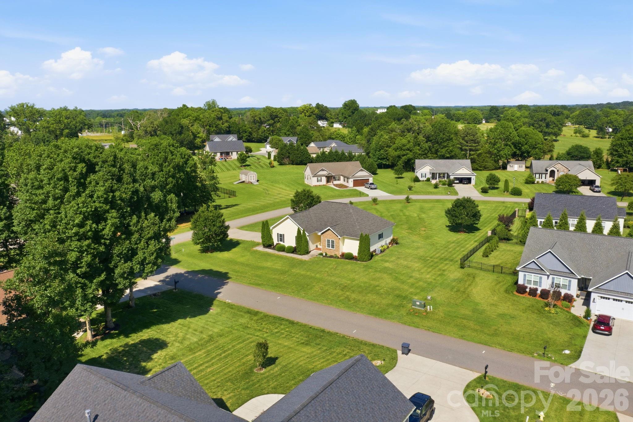 104 Castle Pines Lane — Statesville