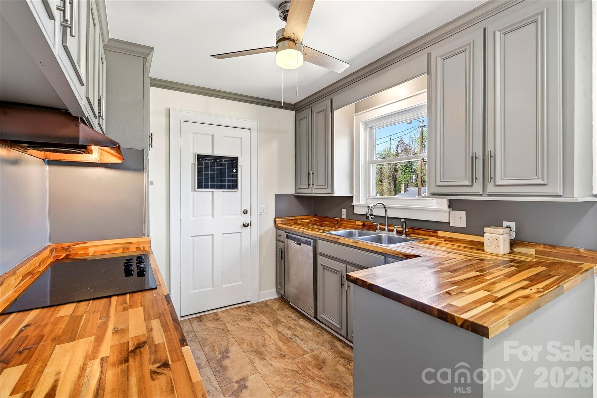 85 Bostic Street — Marion