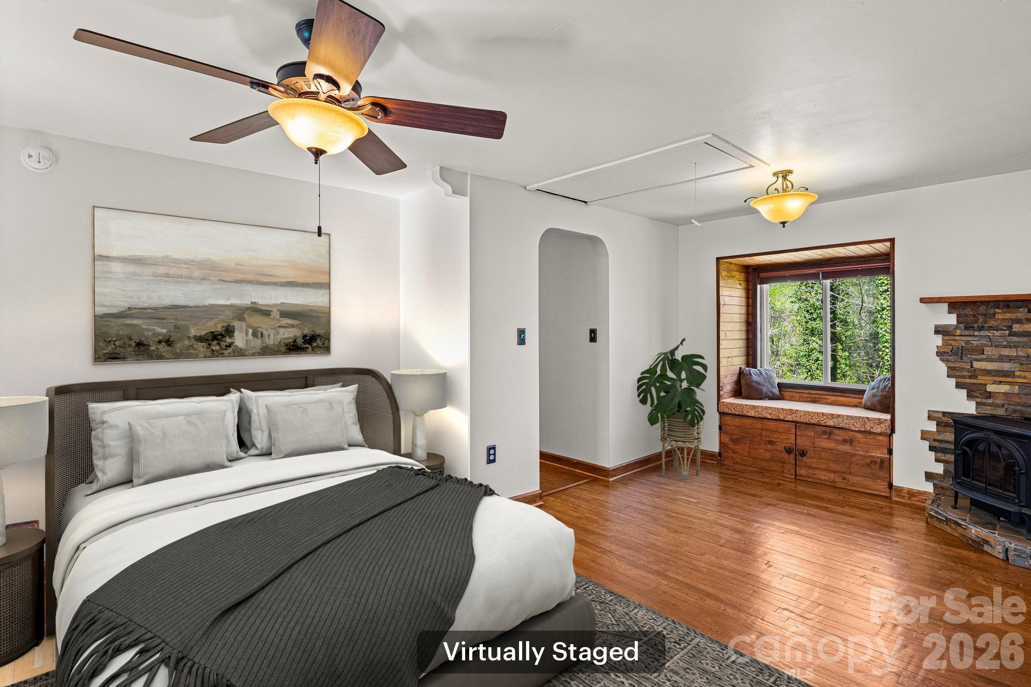 114 Walker Street — Black Mountain