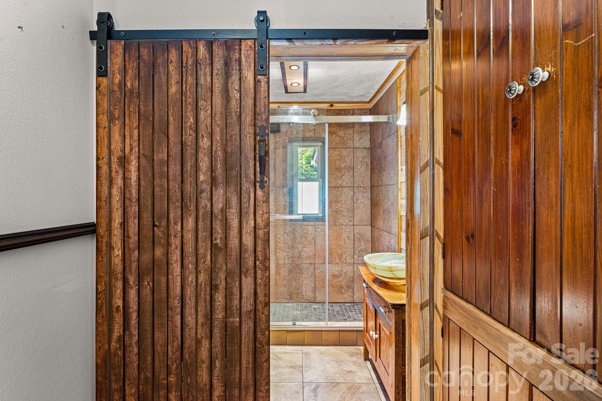 114 Walker Street — Black Mountain
