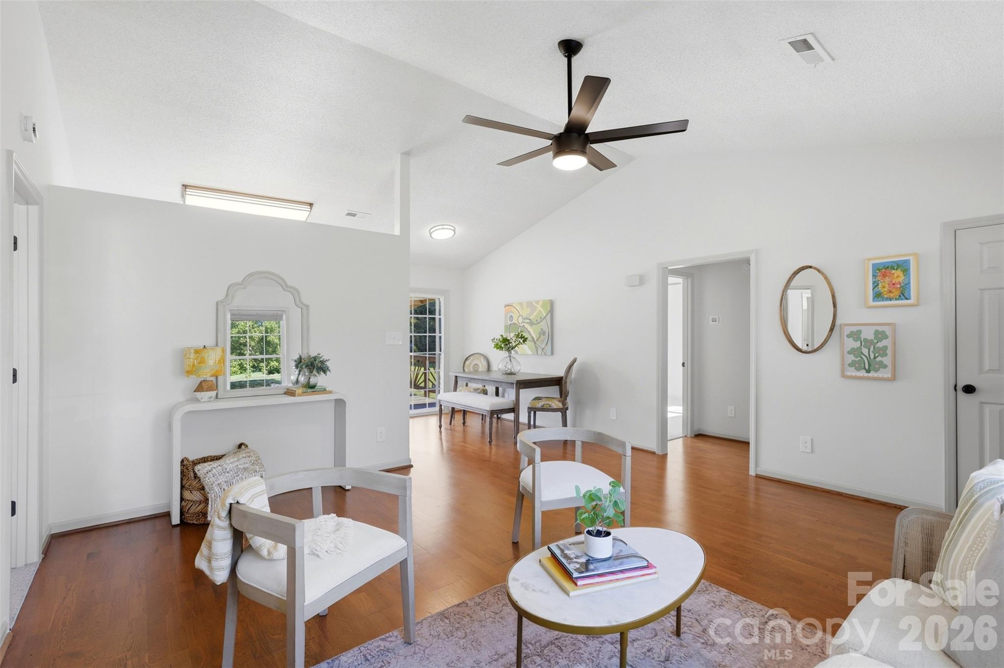 612 Meadowview Drive — Monroe