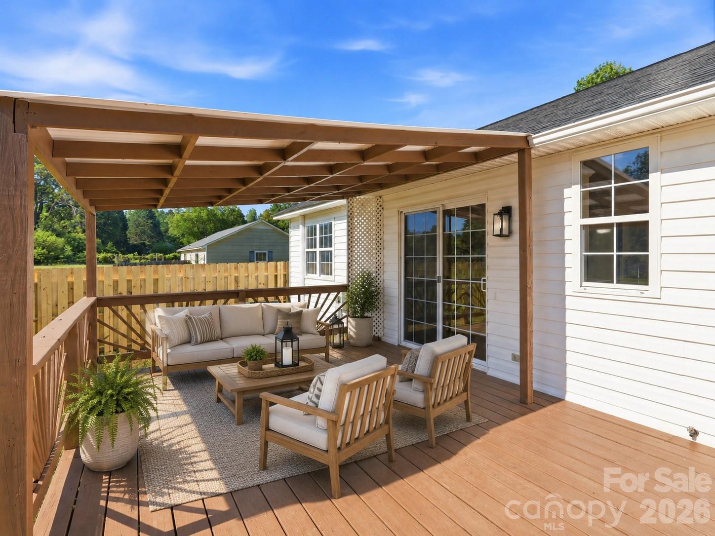 612 Meadowview Drive — Monroe