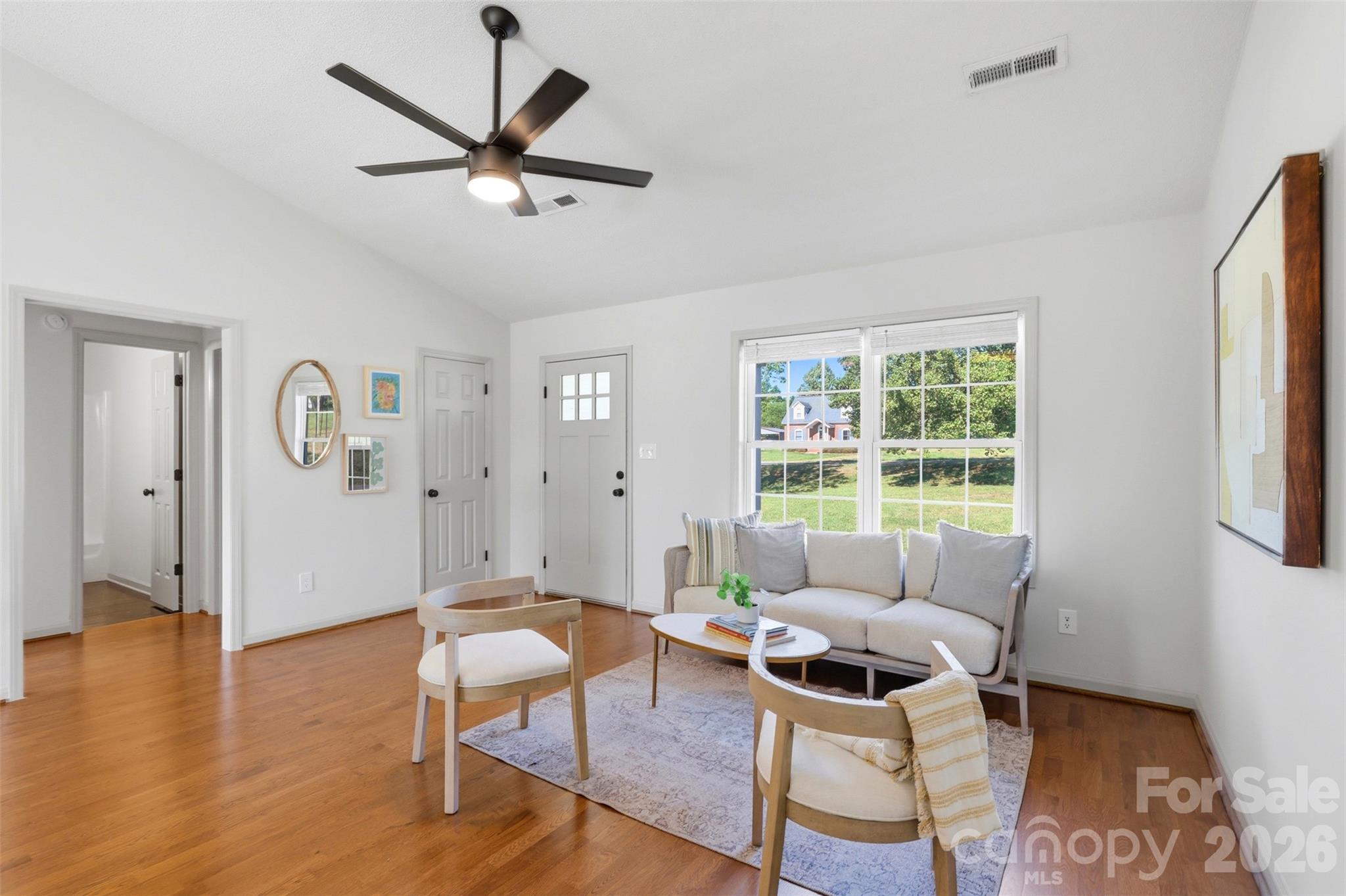 612 Meadowview Drive — Monroe