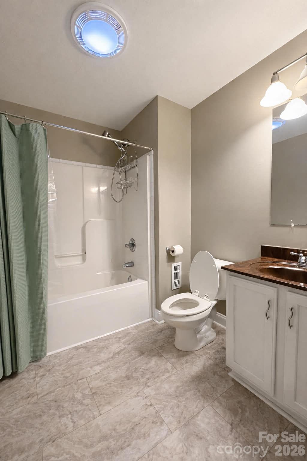 25 Eastwind Lane — Candler