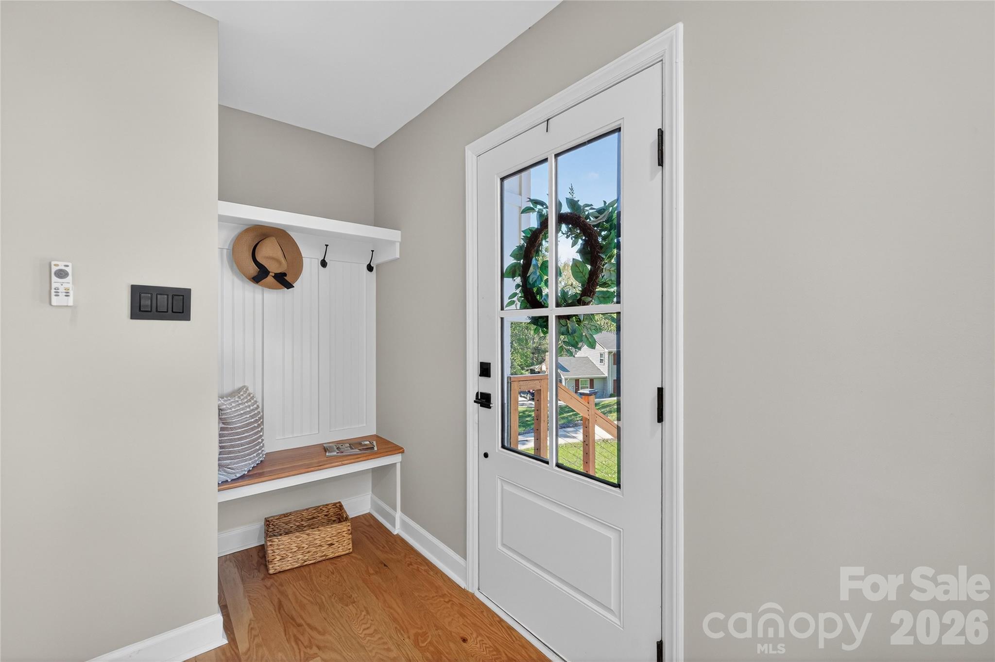 300 Dollar Circle — Charlotte