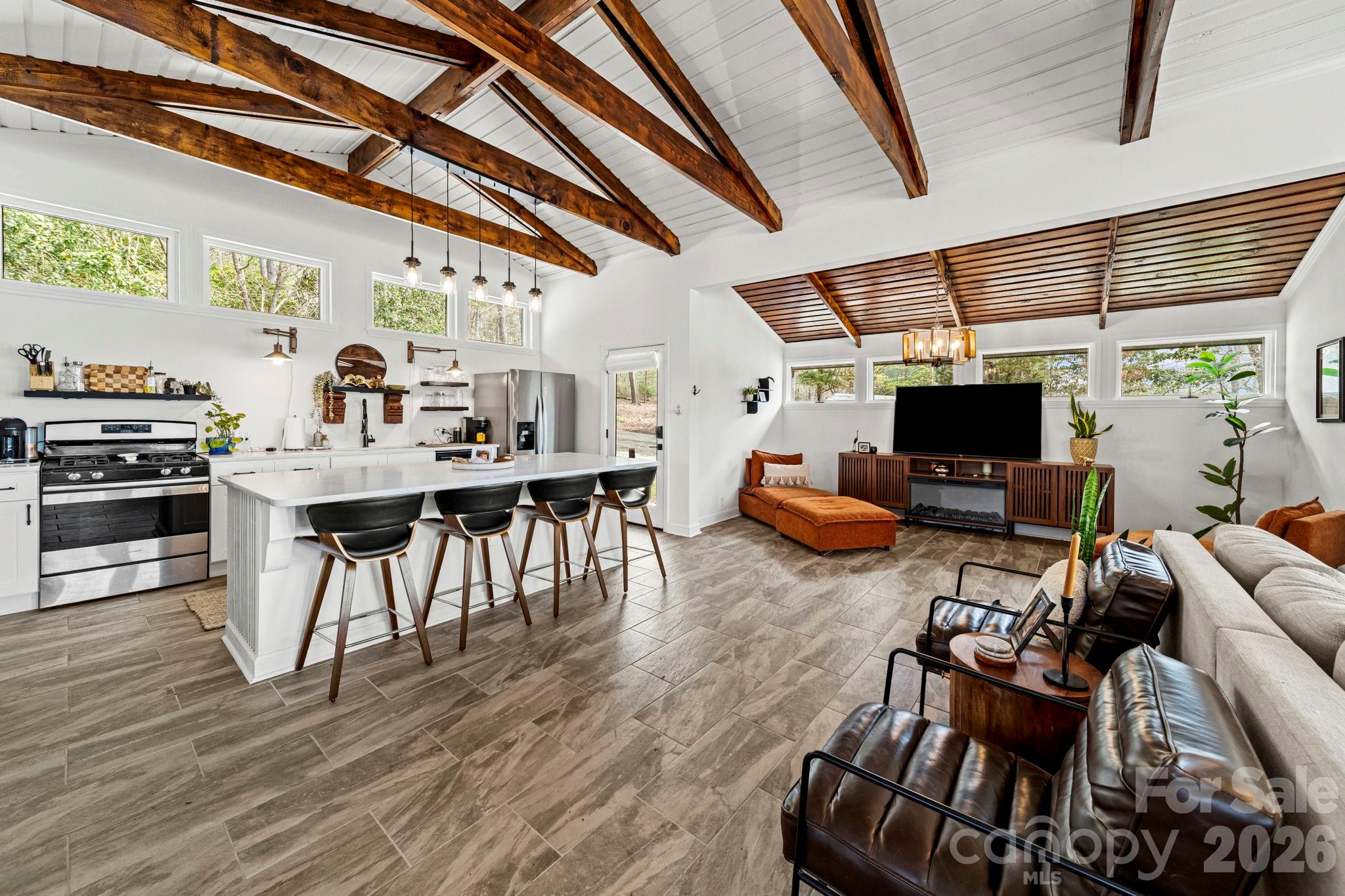 2262 Beaver Creek Road — Camden