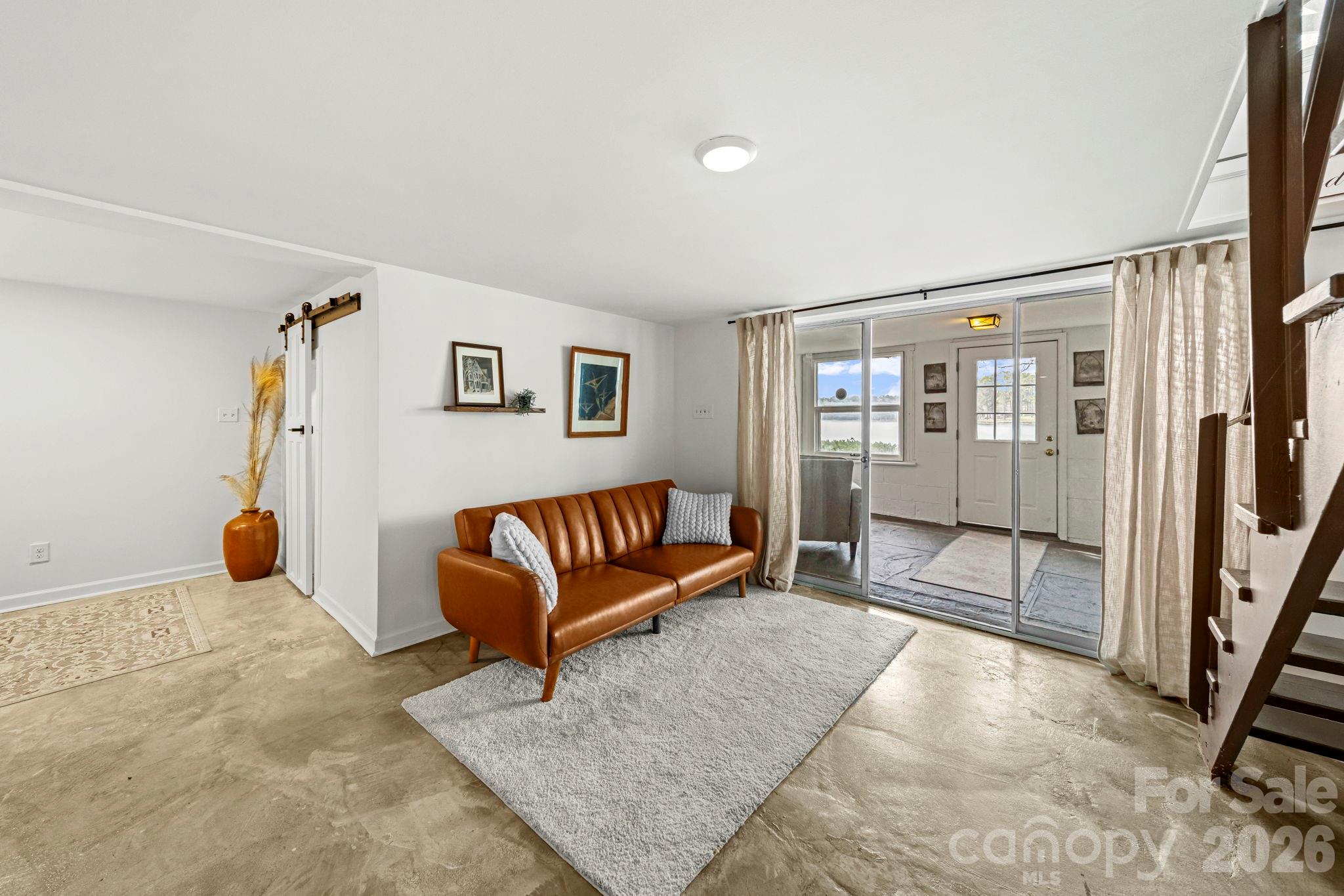 2262 Beaver Creek Road — Camden