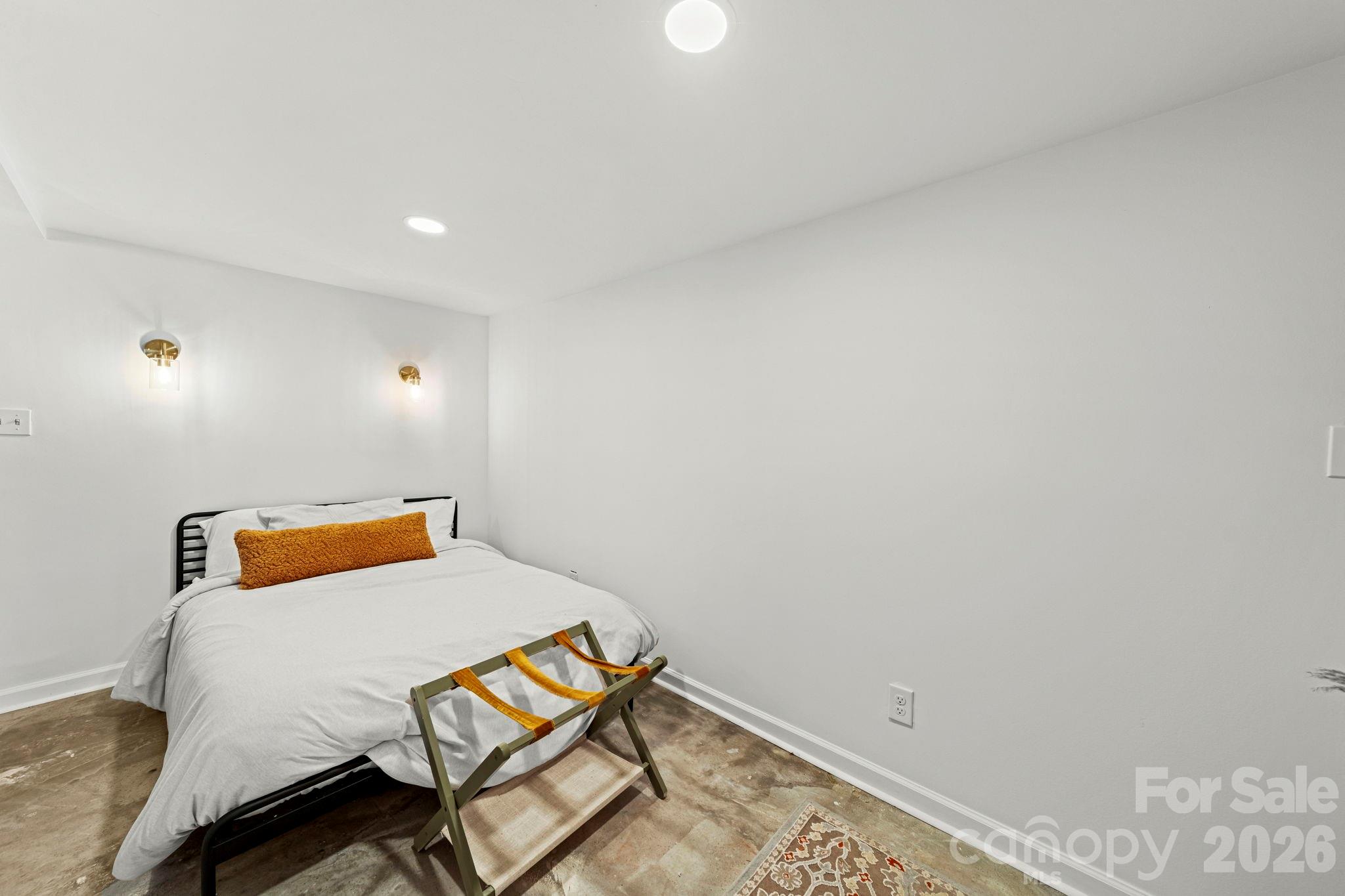 2262 Beaver Creek Road — Camden