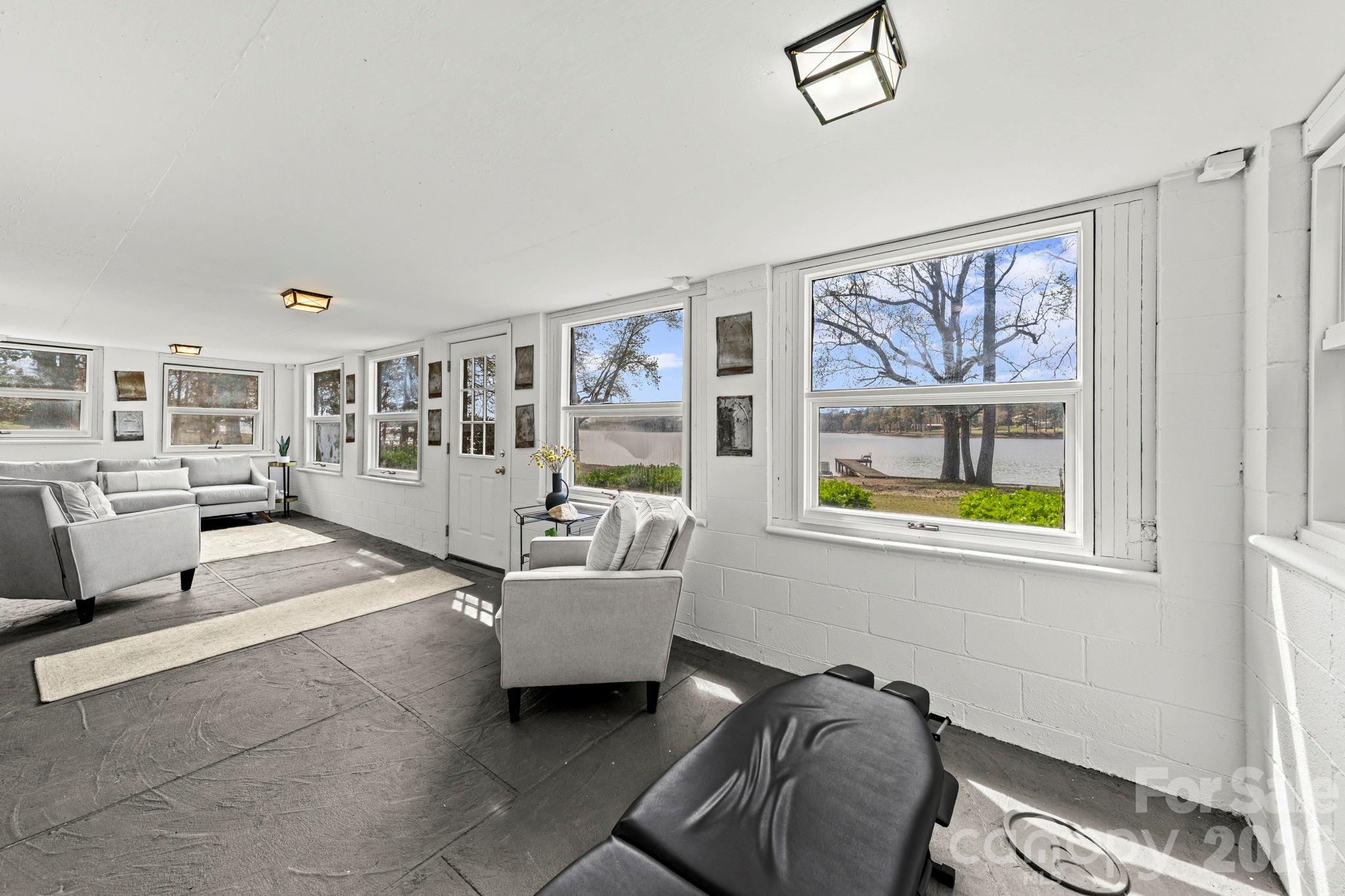 2262 Beaver Creek Road — Camden