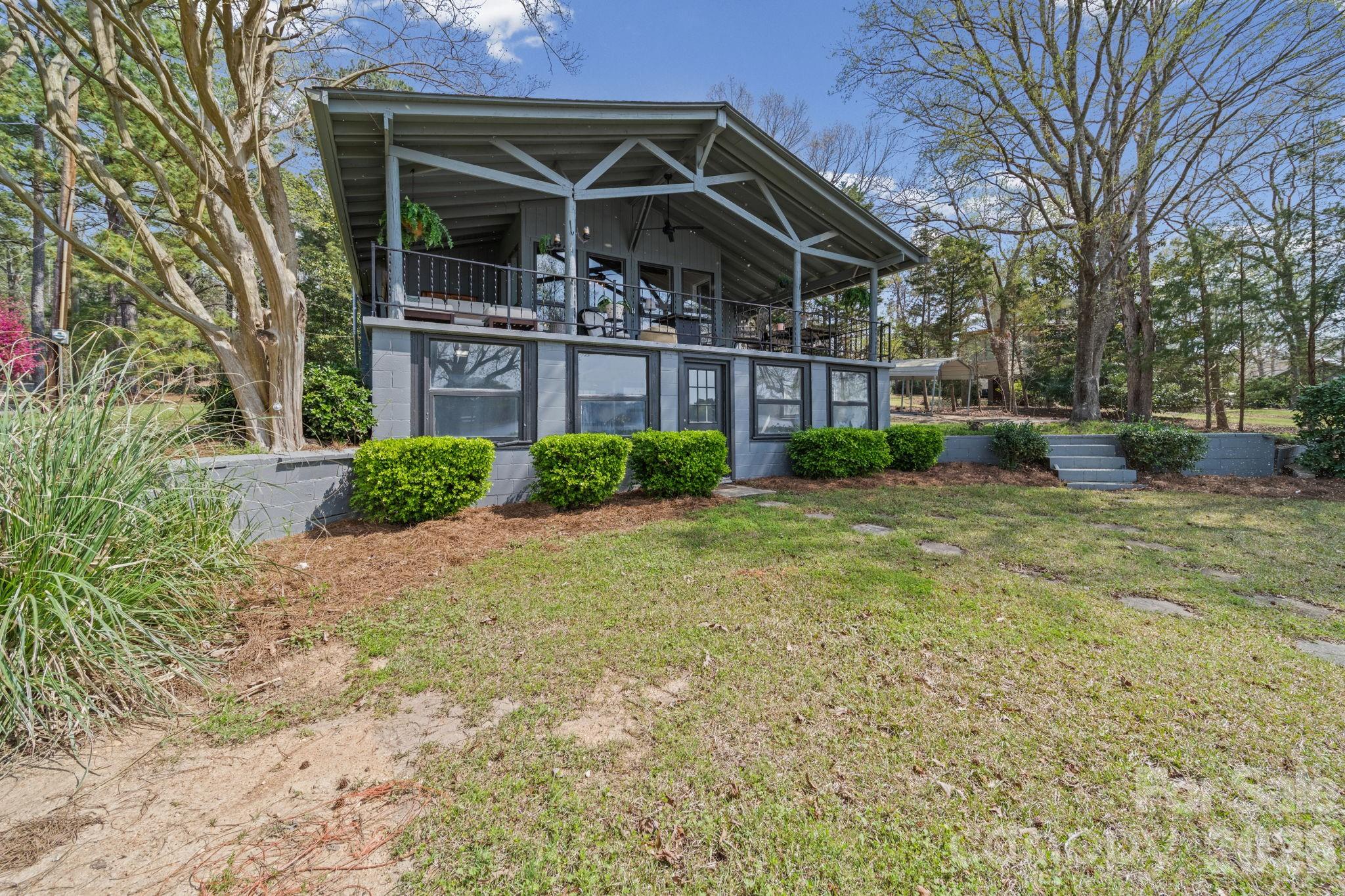 2262 Beaver Creek Road — Camden