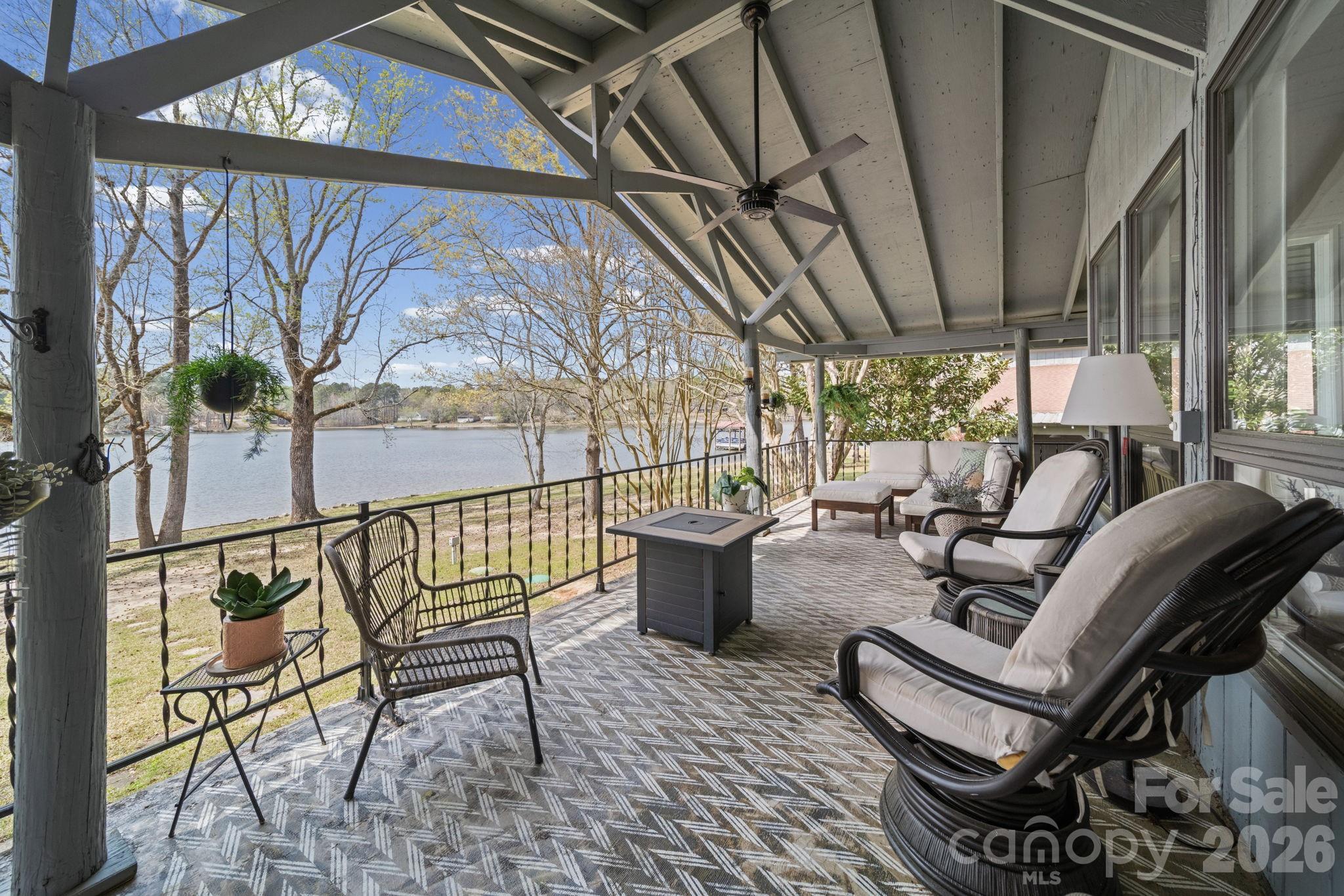 2262 Beaver Creek Road — Camden