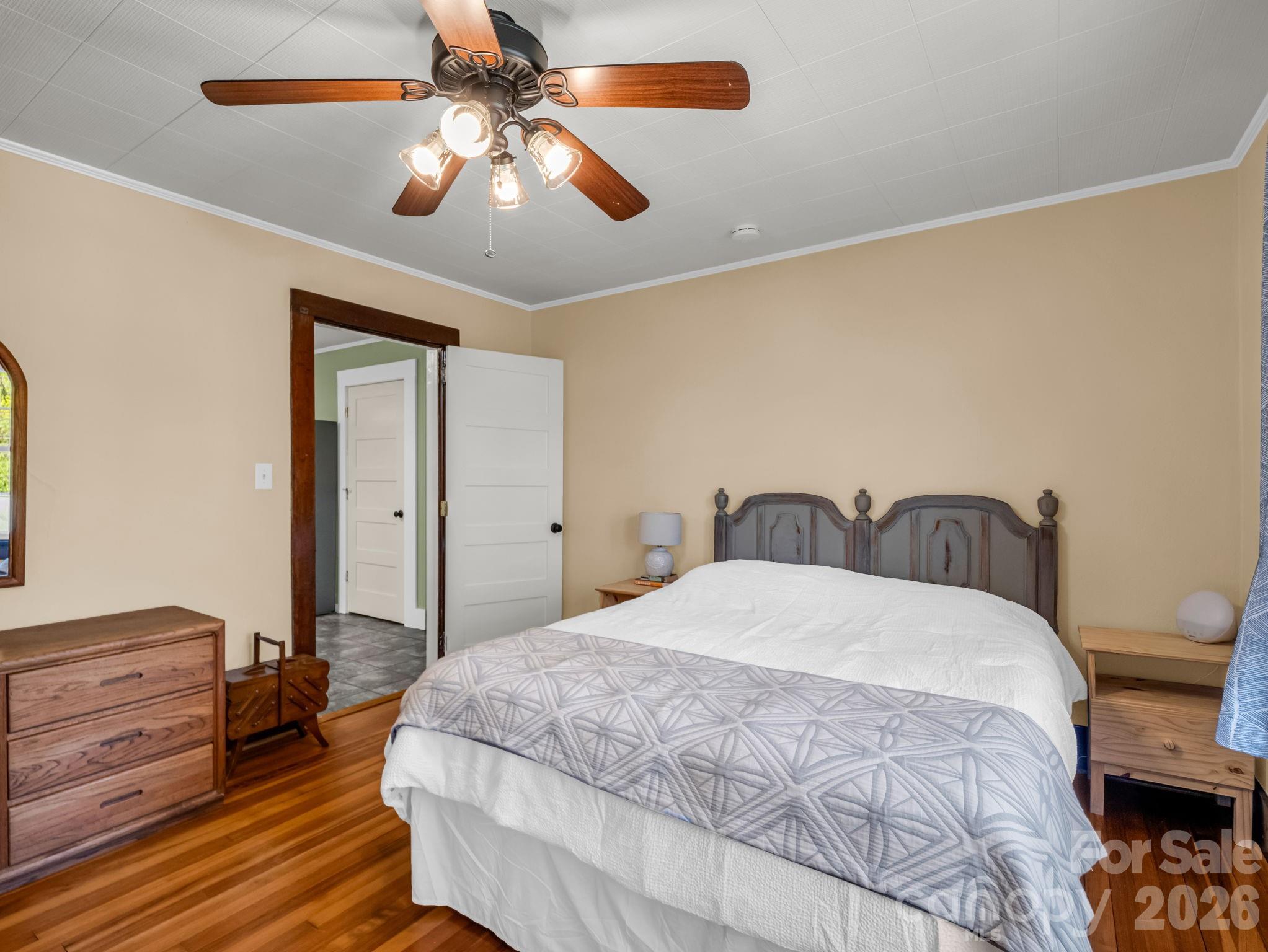 40 Hudson Street — Asheville
