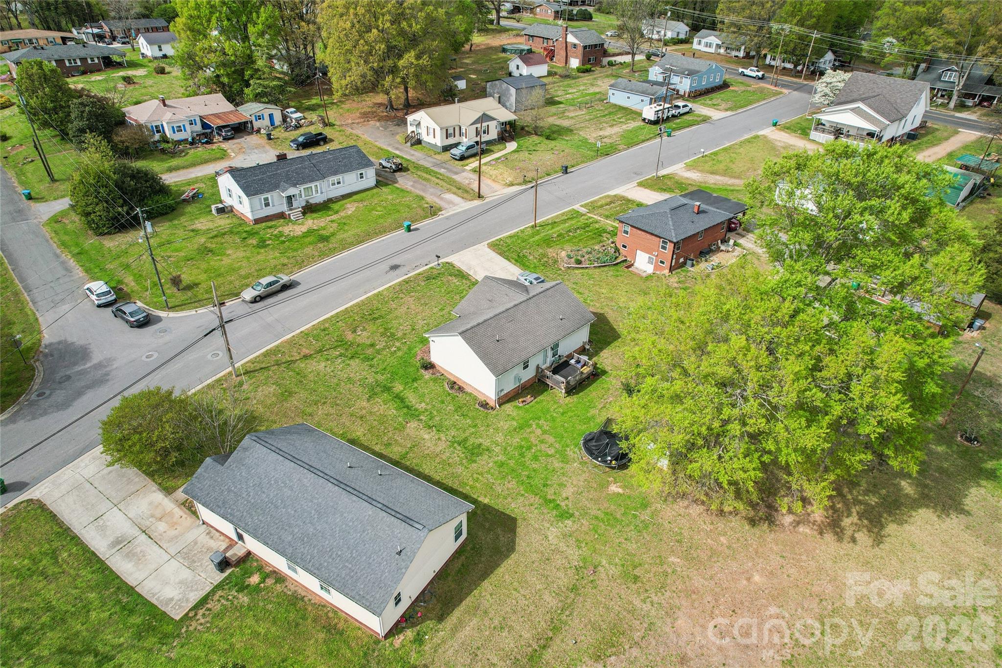 115 S Beaver Street — Landis