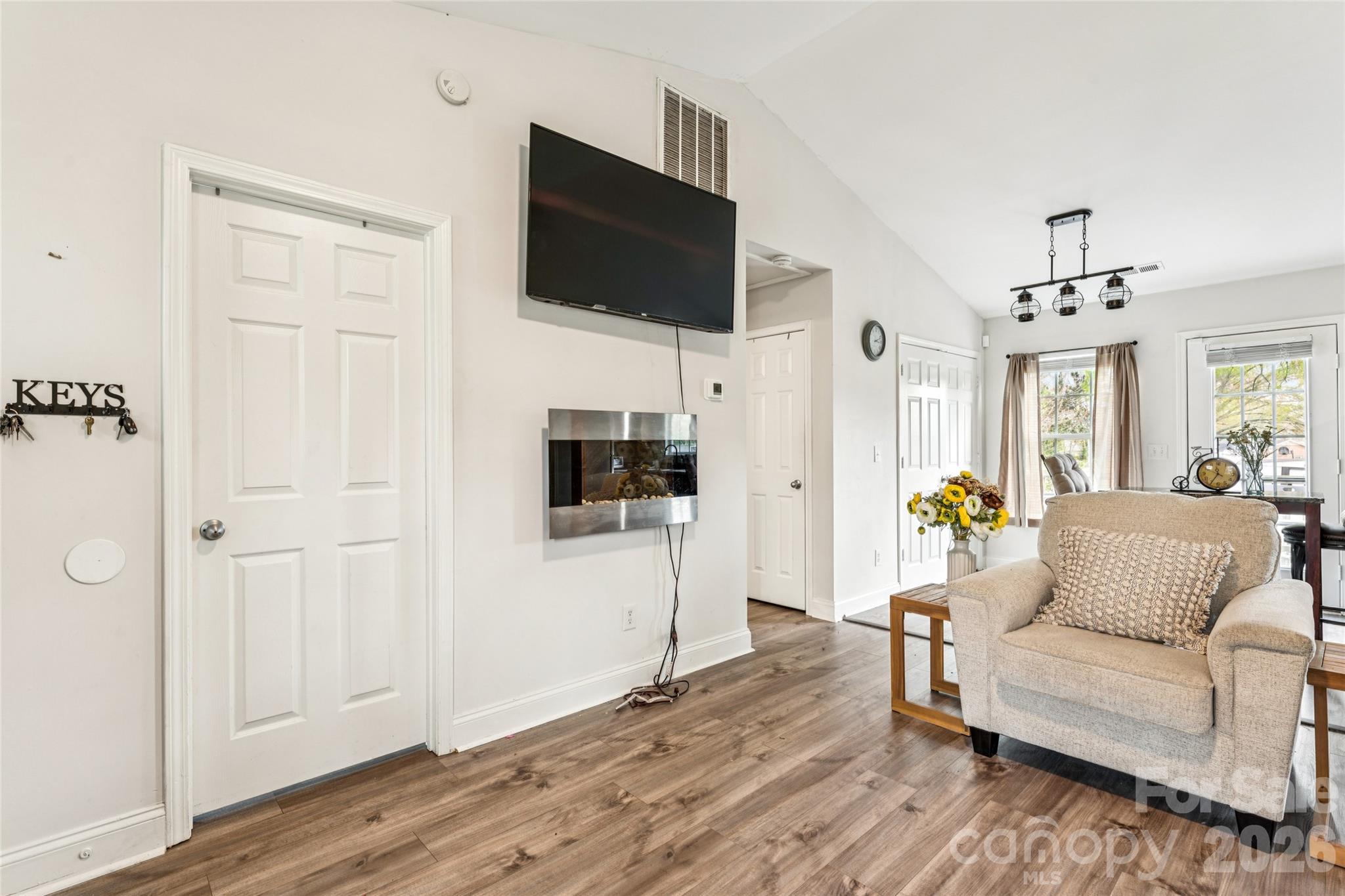 115 S Beaver Street — Landis