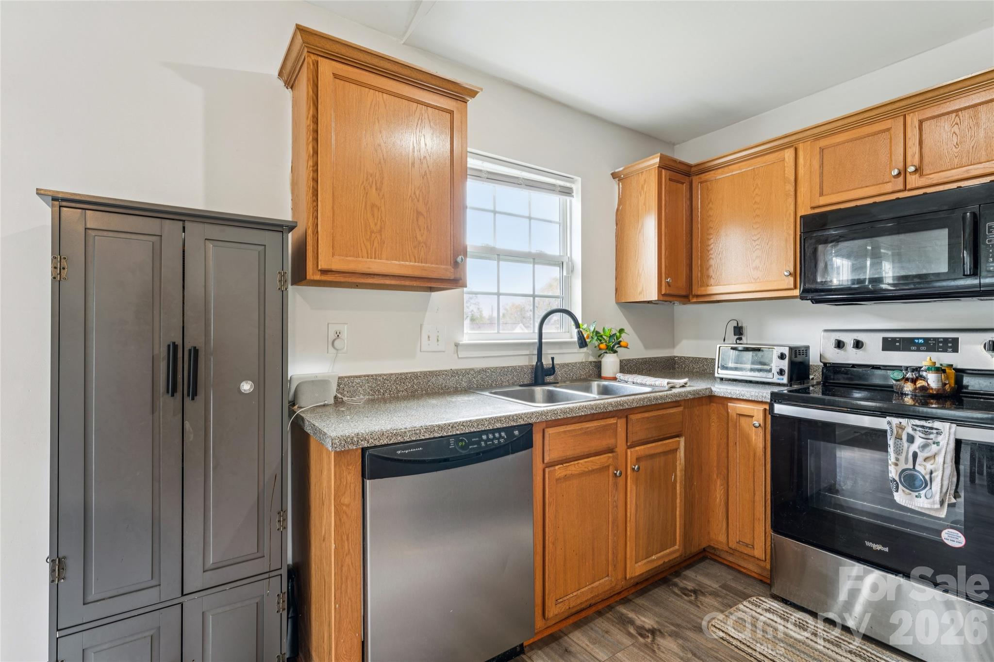 115 S Beaver Street — Landis