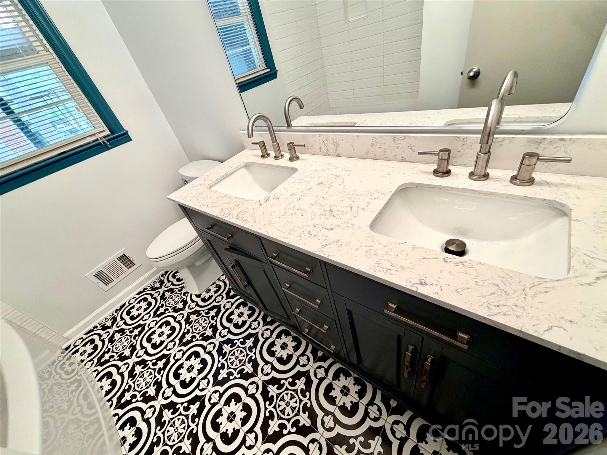 1511 Briarfield Drive — Charlotte