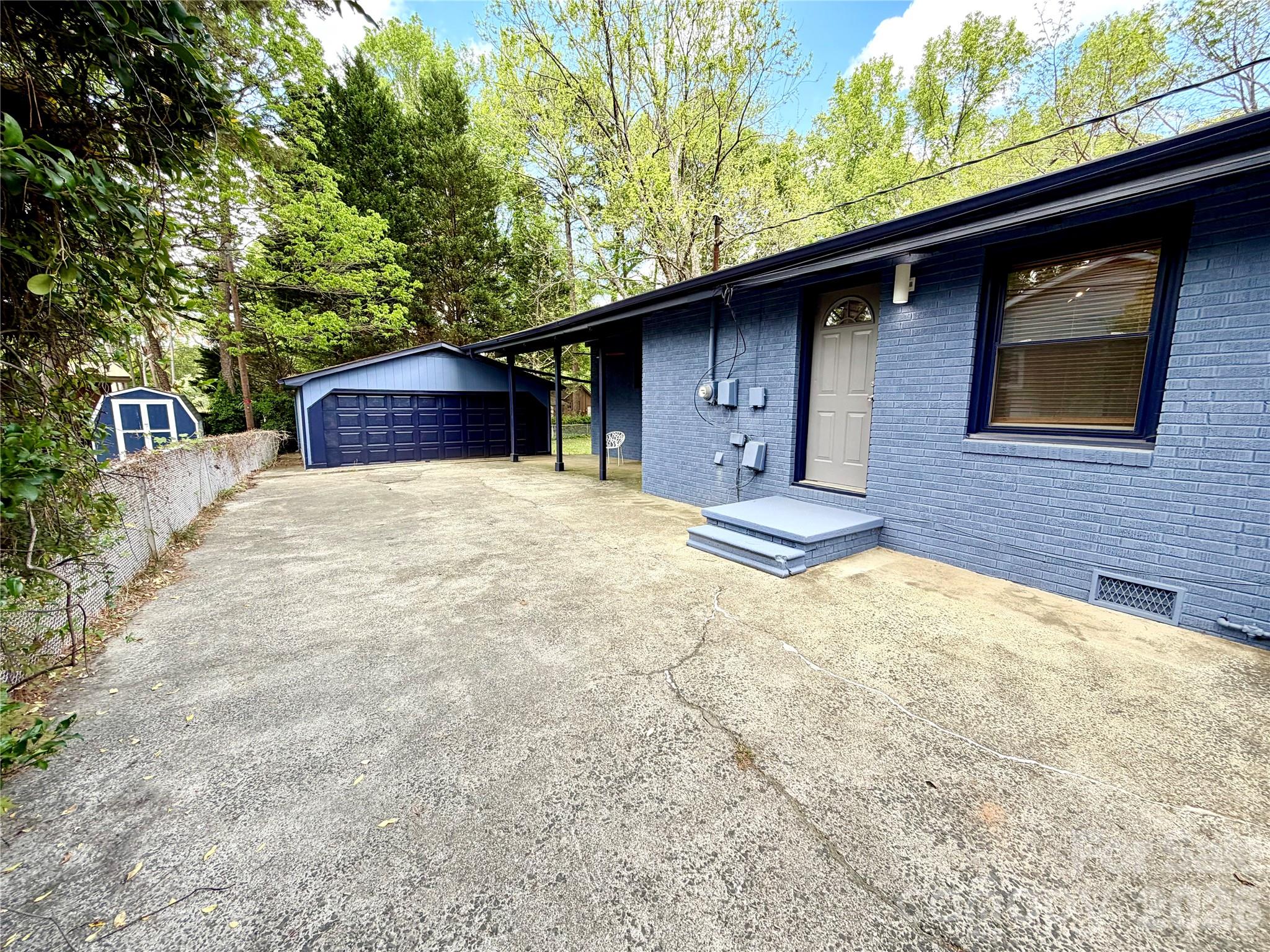 1511 Briarfield Drive — Charlotte