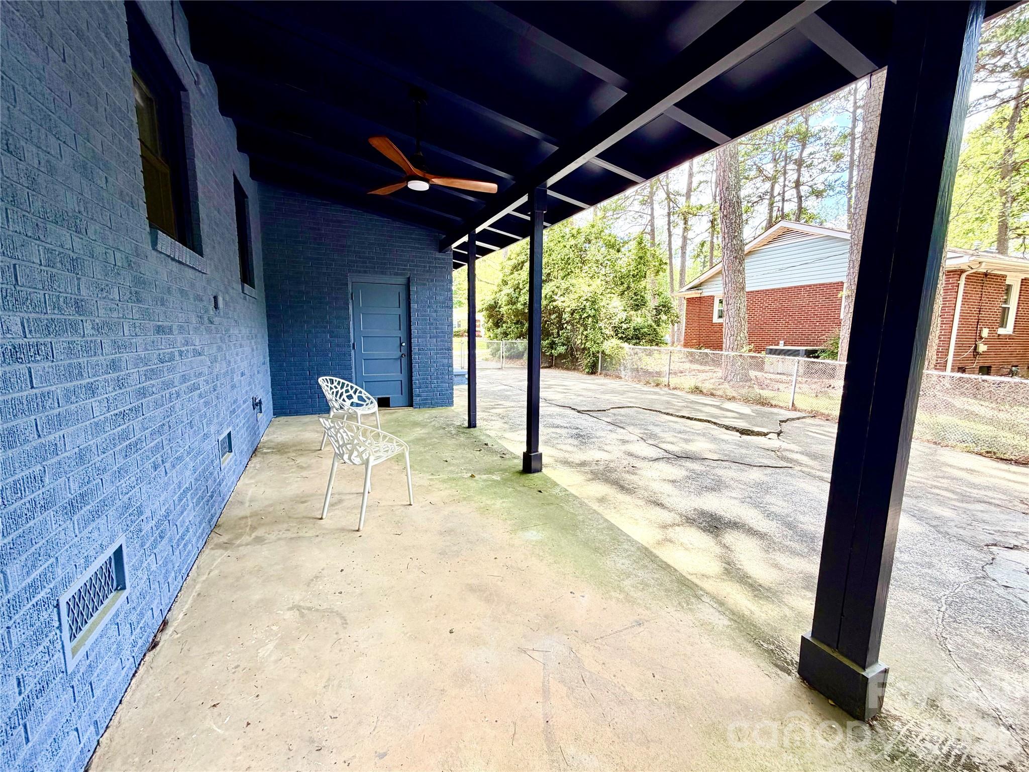 1511 Briarfield Drive — Charlotte