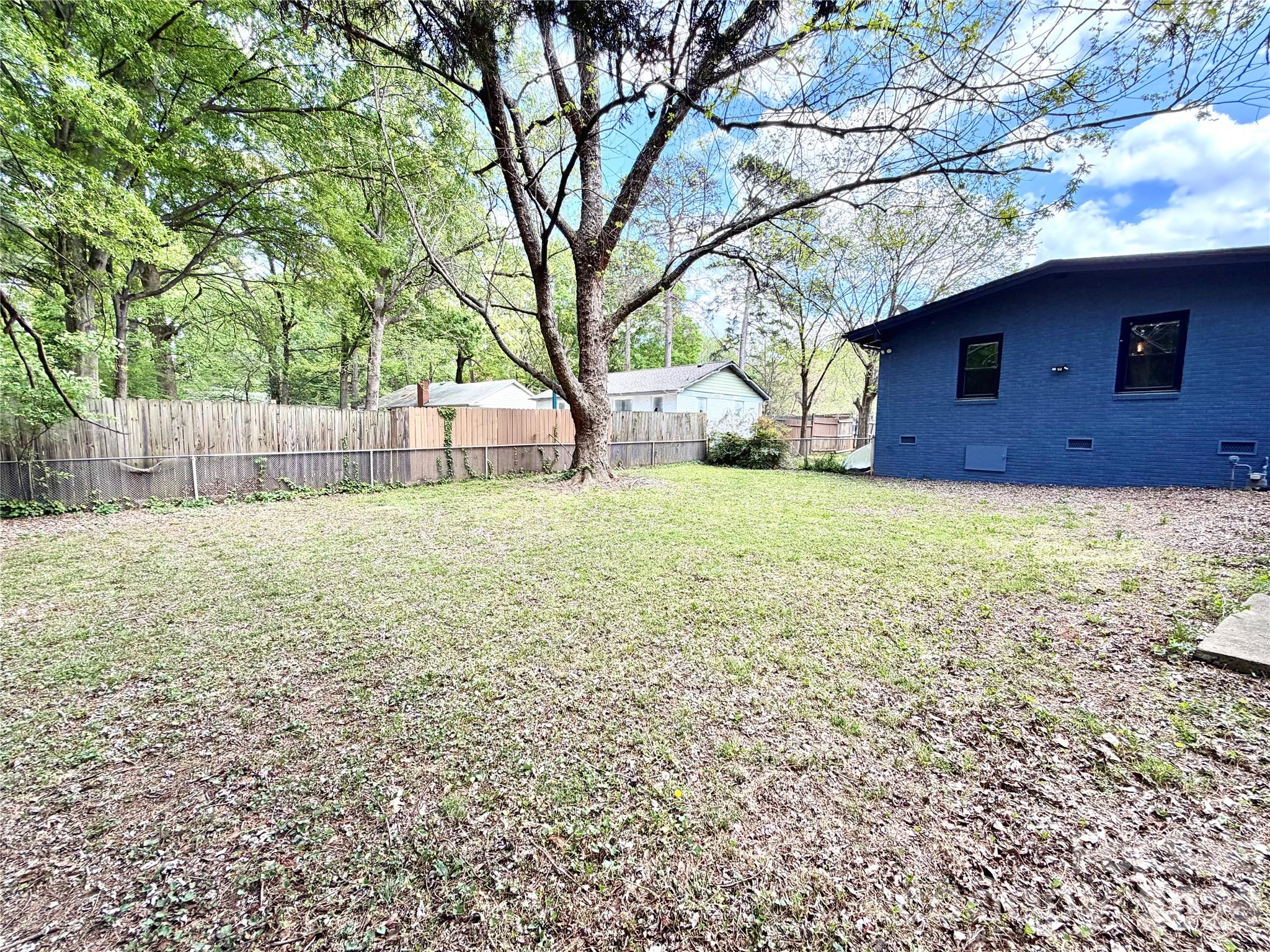 1511 Briarfield Drive — Charlotte