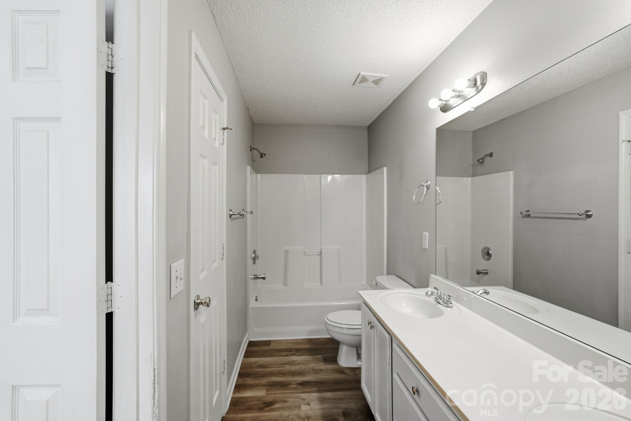 10142 Forest Landing Drive — Charlotte