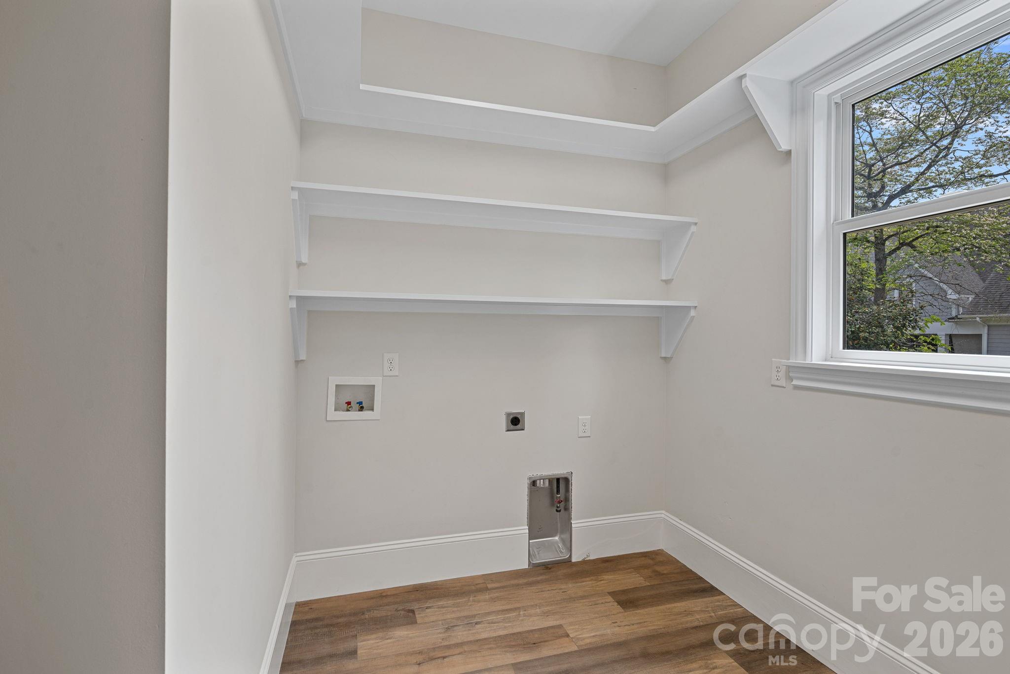 541 Isle Of Pines Road — Mooresville