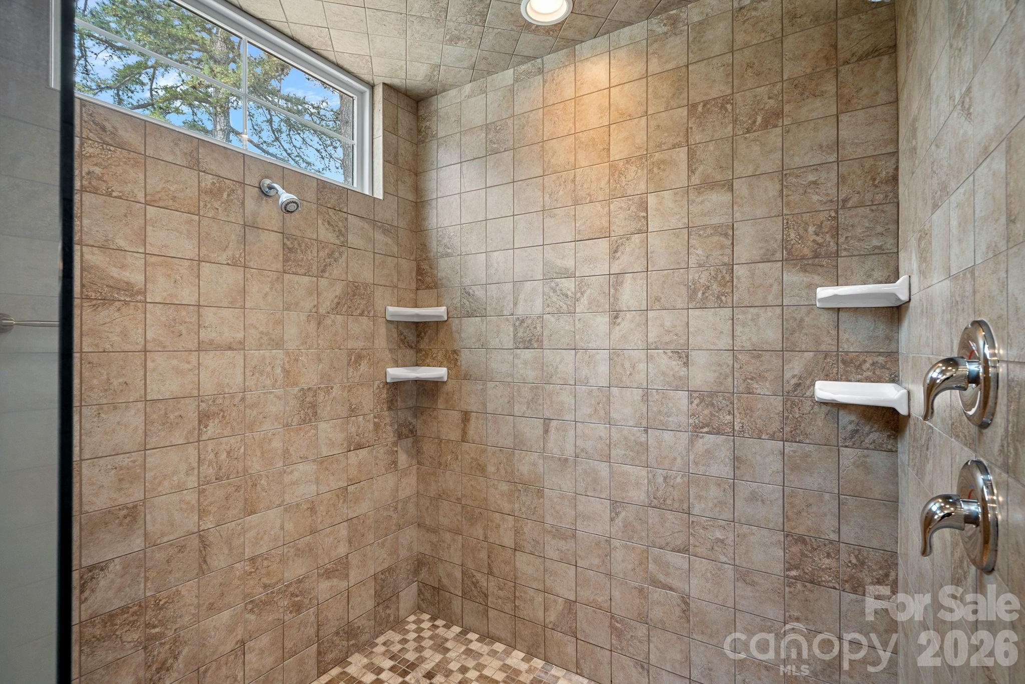 541 Isle Of Pines Road — Mooresville